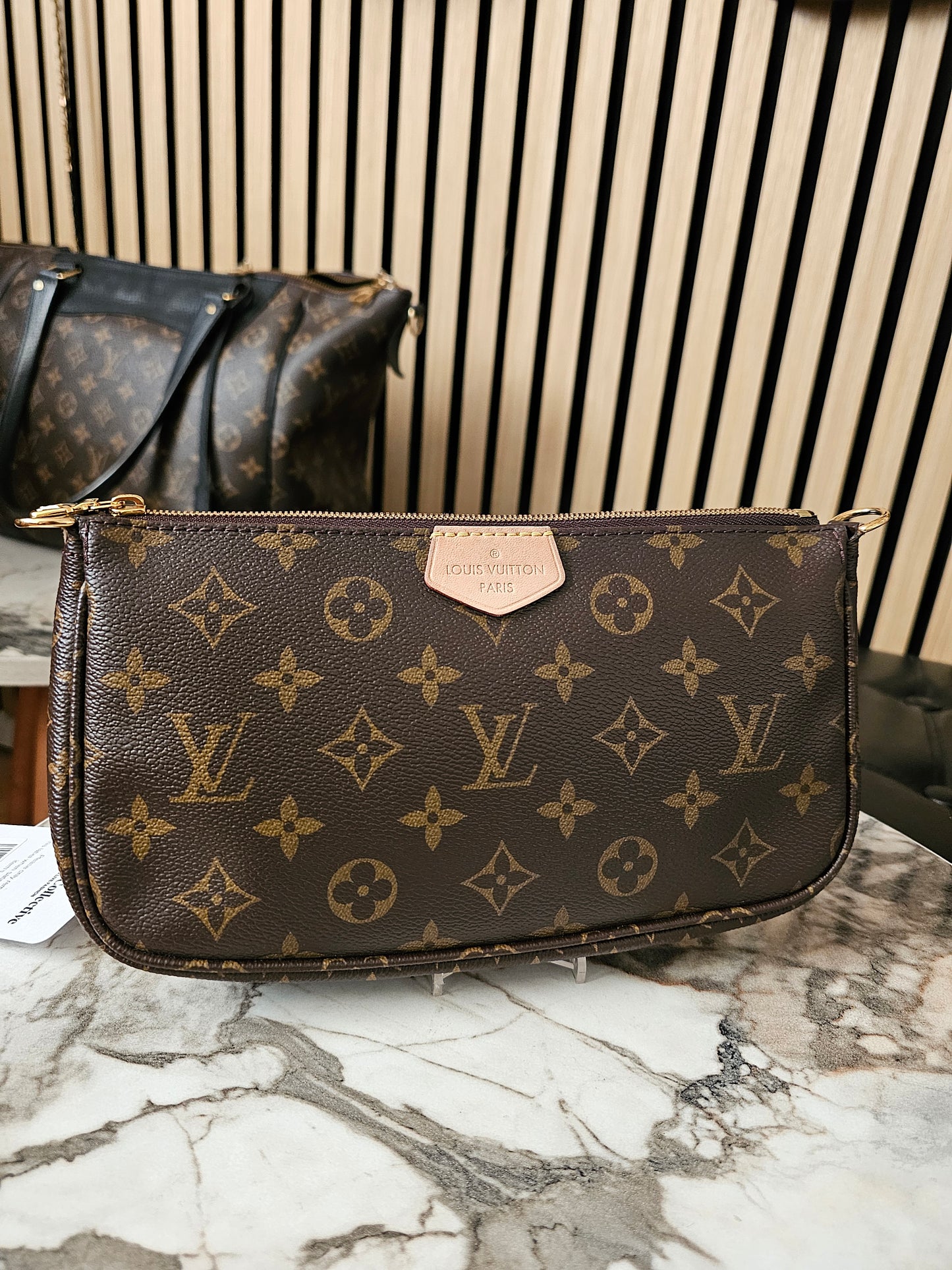 Louis Vuitton pochette accesories, monogram kanvas.