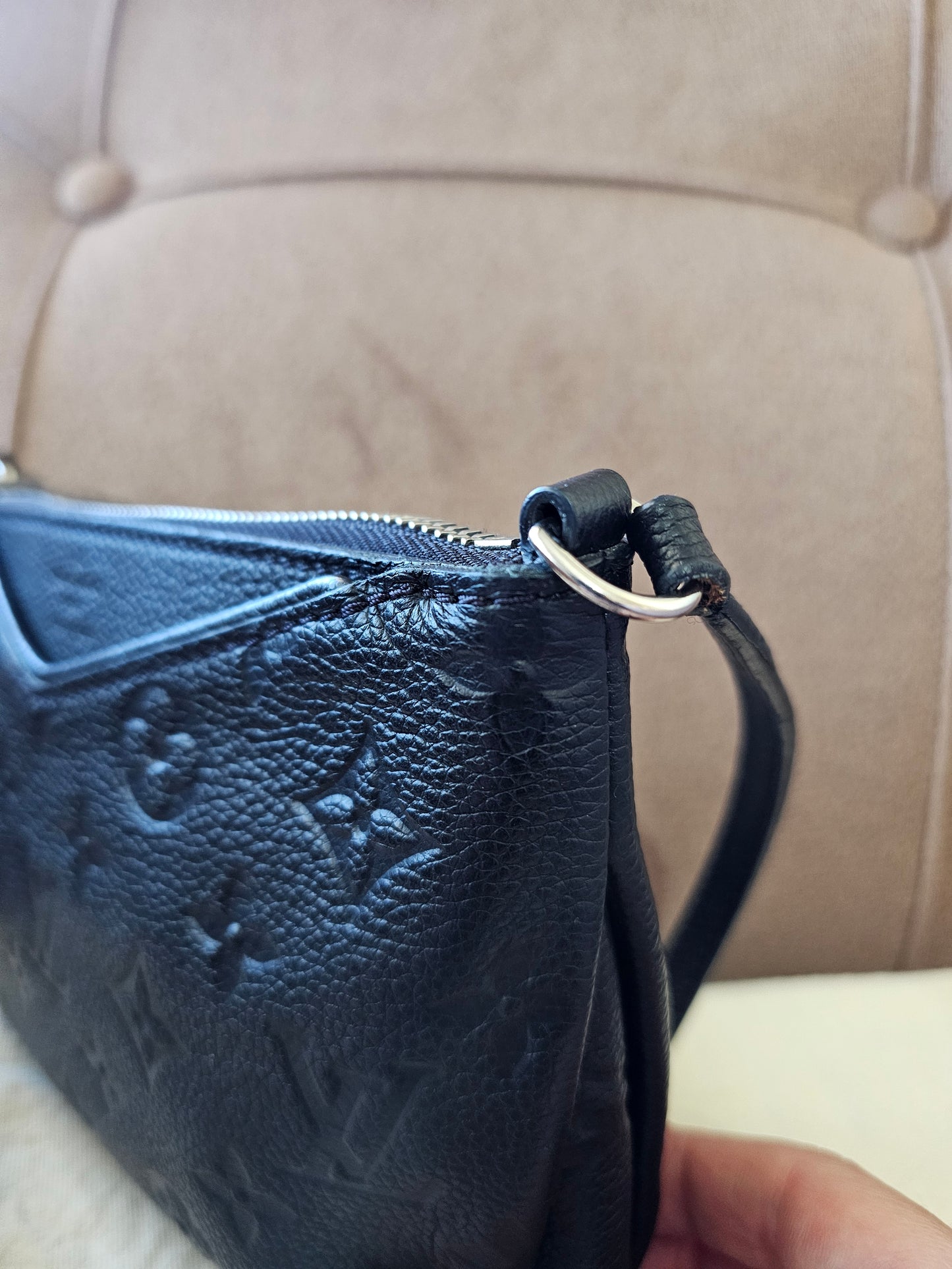 Louis Vuitton pallas bag in monogram empreinthe leather.