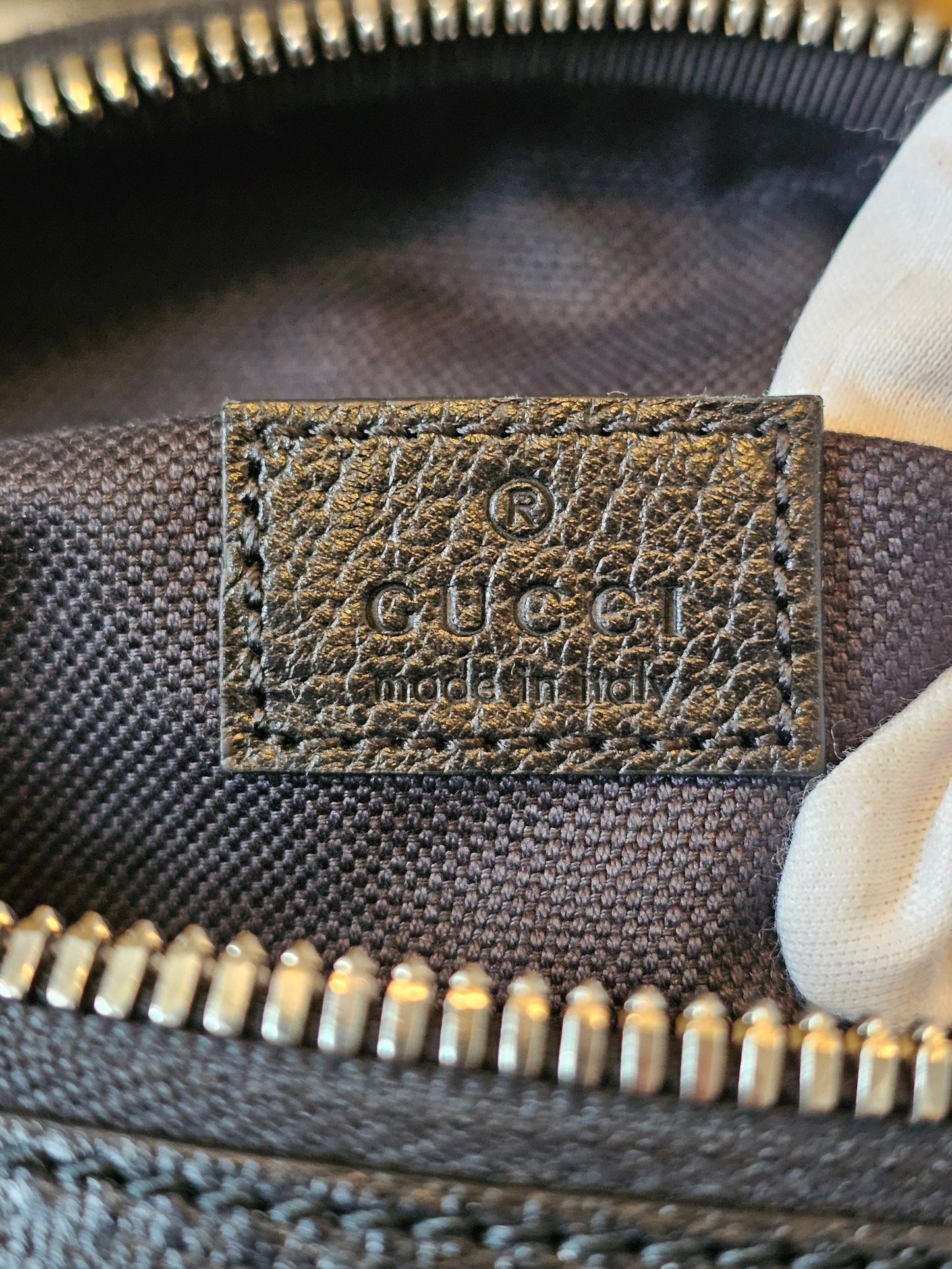 795463 - Gucci black beltbag, GG supreme.