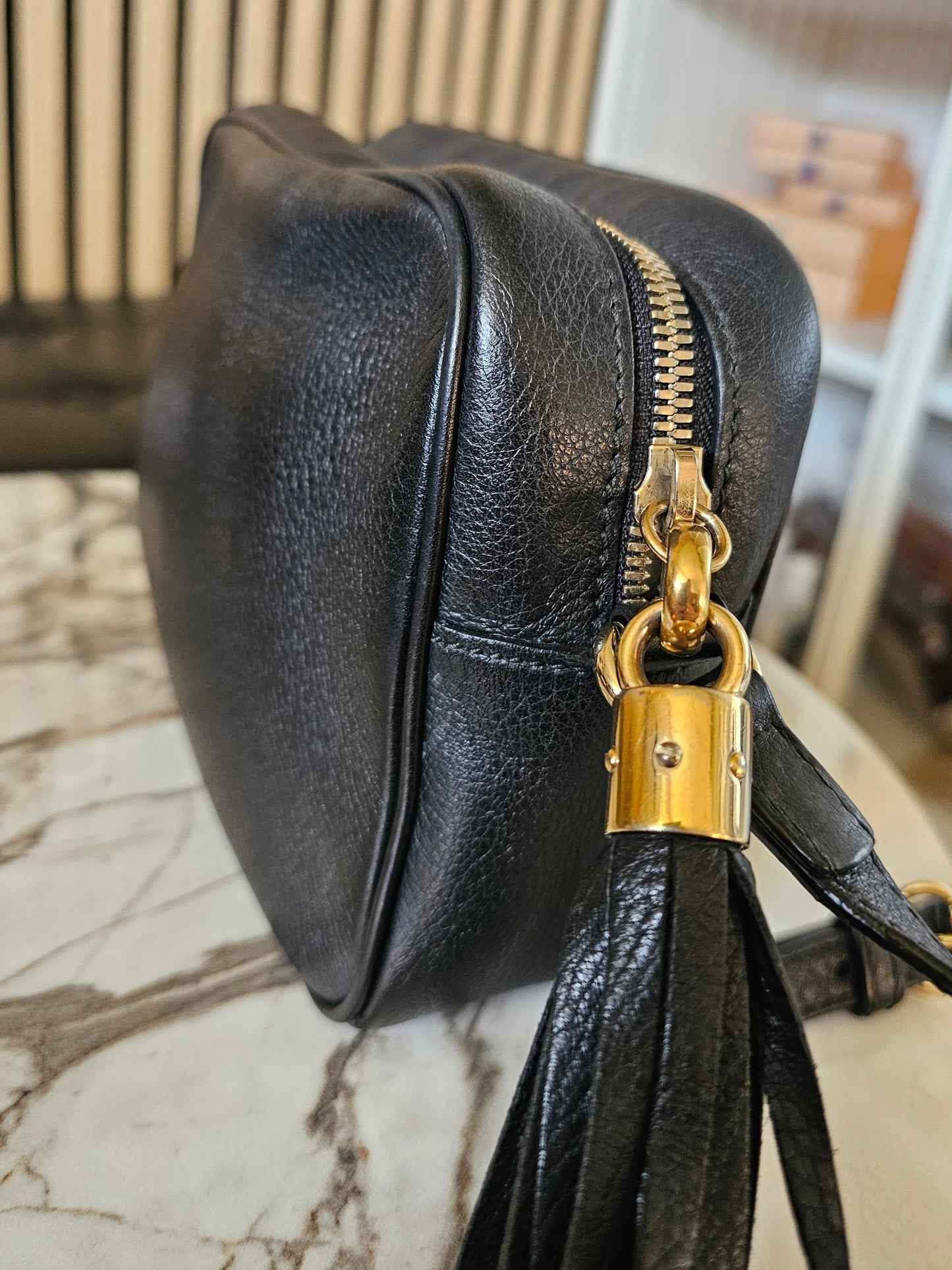 308364 - Gucci disco Soho bag, black.