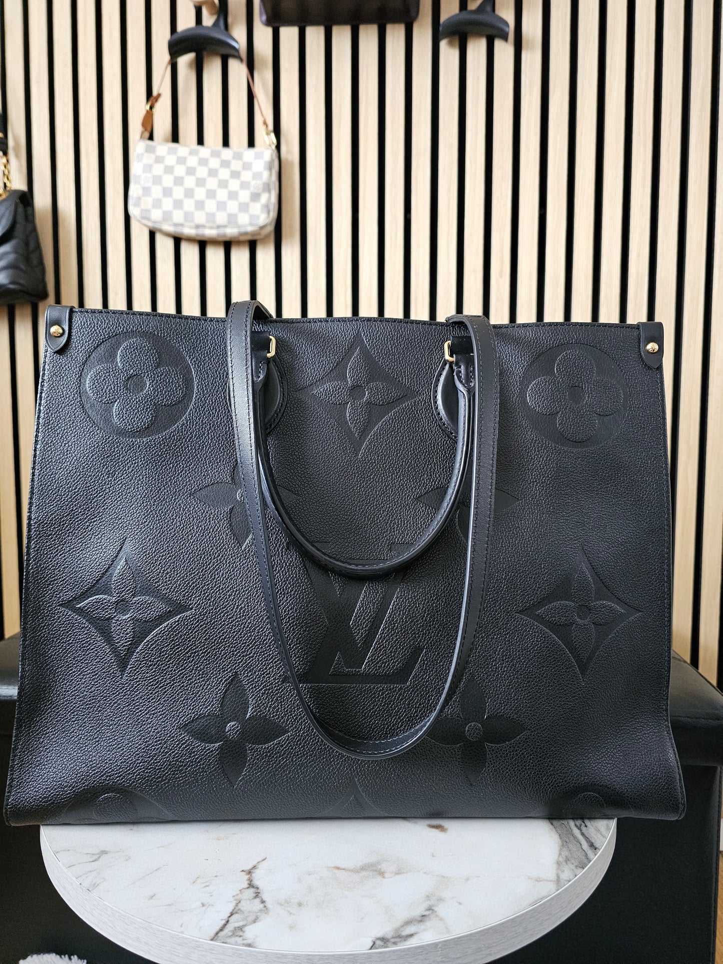 Onthego GM, black MNG empreinthe leather