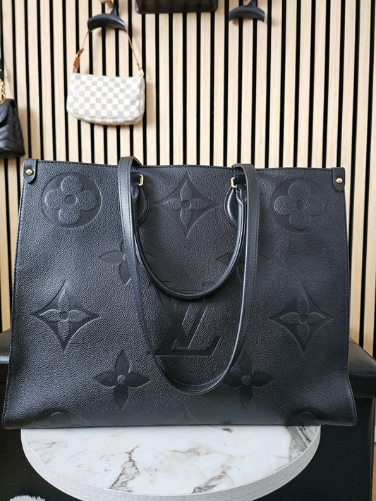 Onthego GM, black MNG empreinthe leather