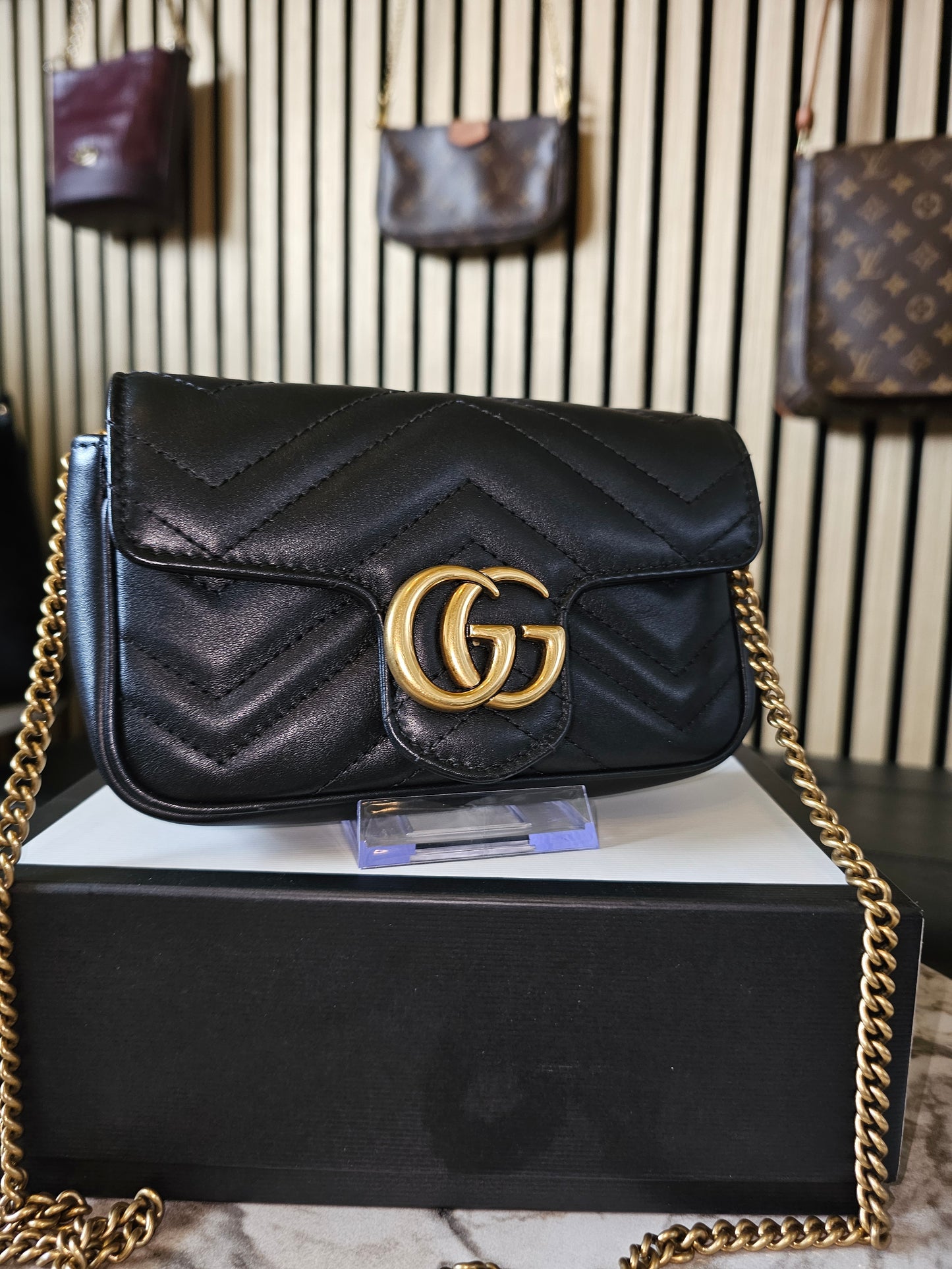 476433- Gucci GG marmont bag, black, mini size.