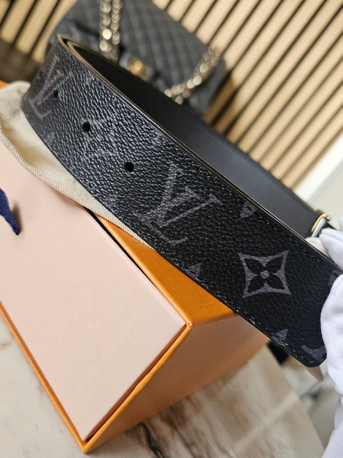 M0450- Louis Vuitton reversible belt, black - Monogram eclipse kanvas.