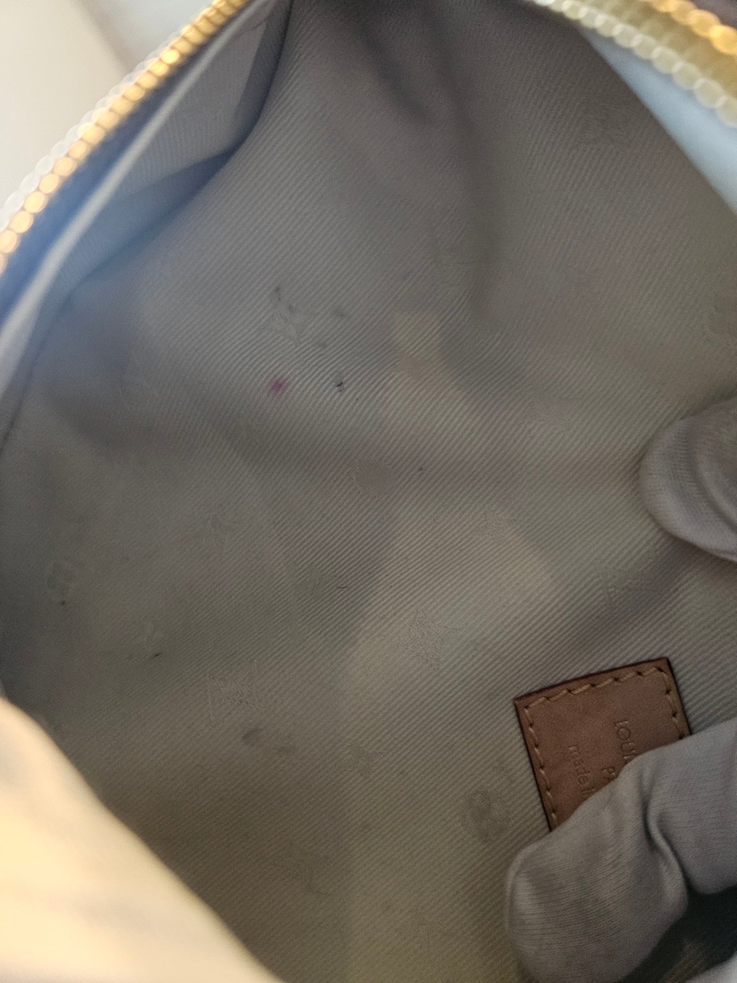 M46784 - Louis Vuitton bumbag, High Rise in Monogram kanvas.