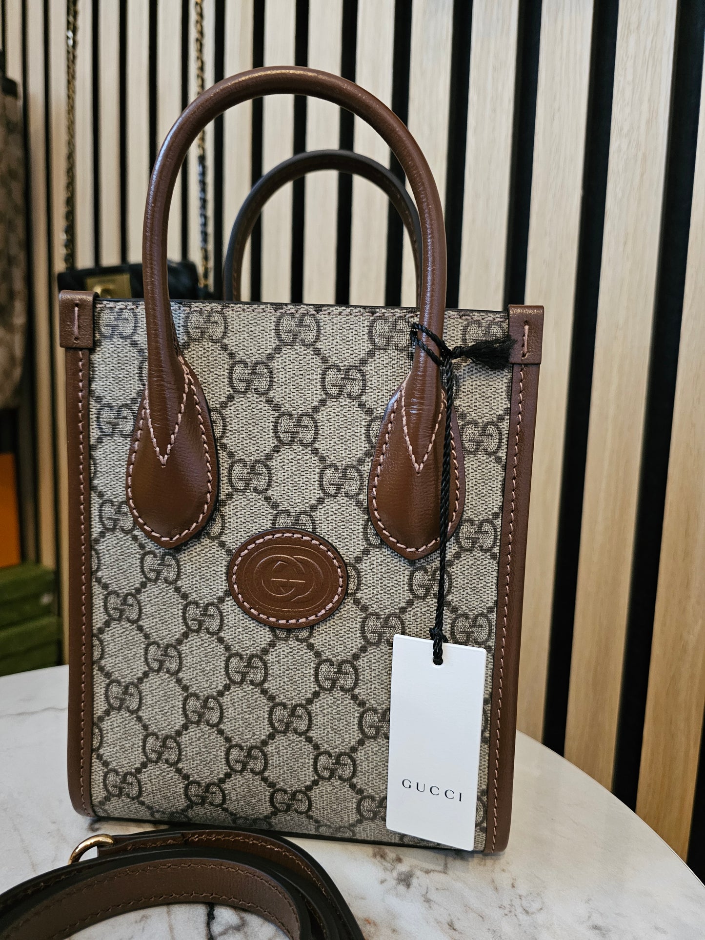 671623 - Gucci mini tote bag, GG supreme.