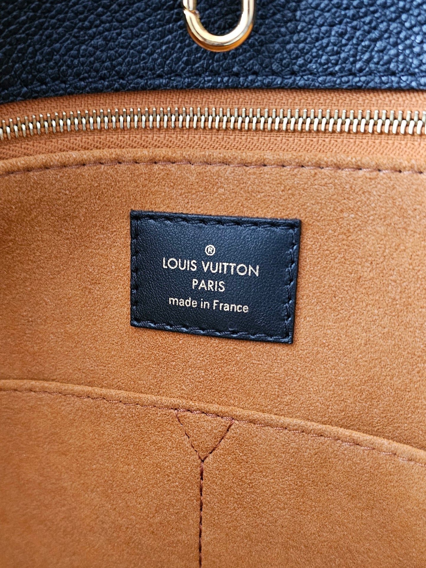Onthego GM, black MNG empreinthe leather
