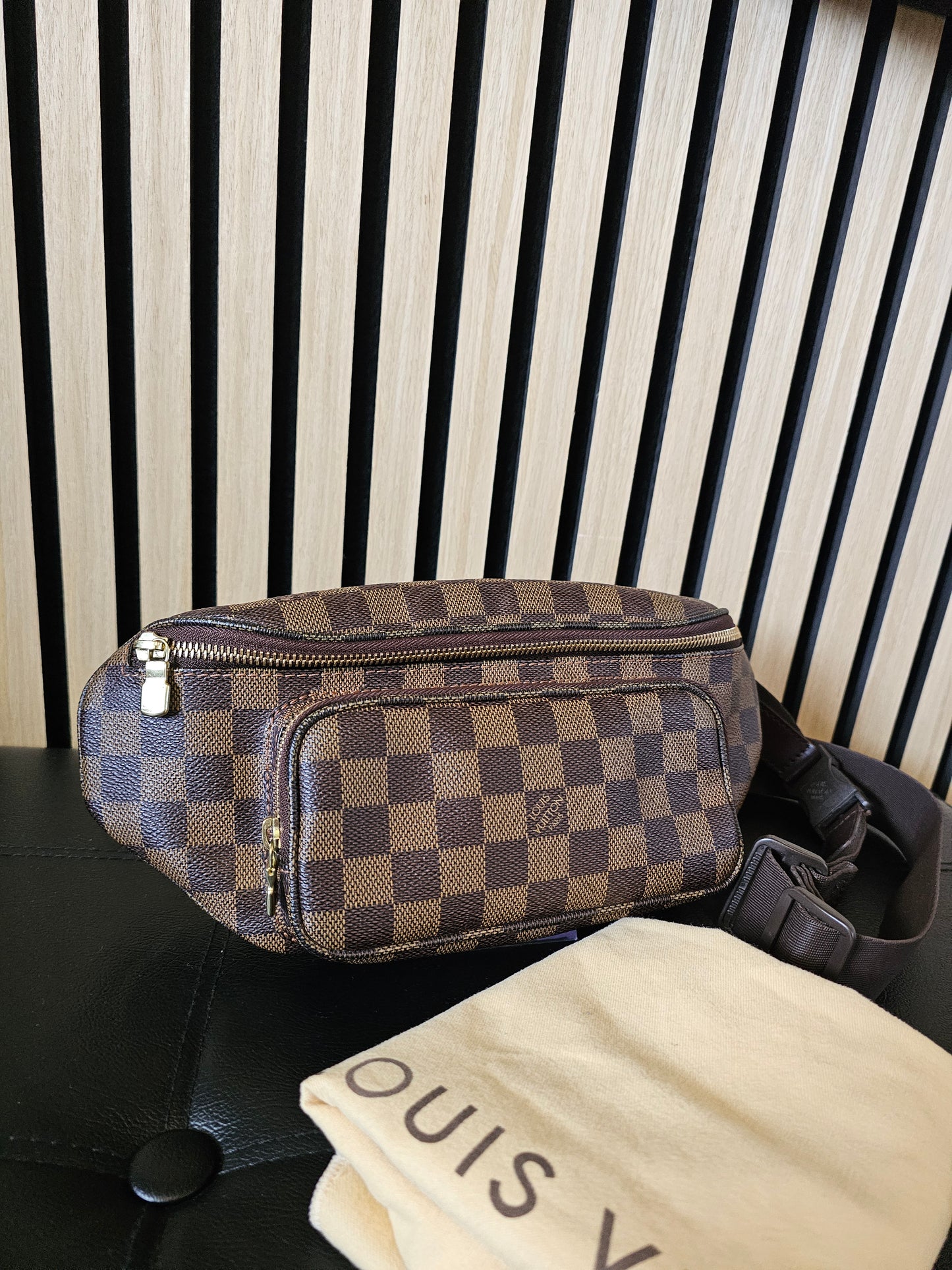 N51172 - Louis Vuitton bumbag, Melville, damier ebene.