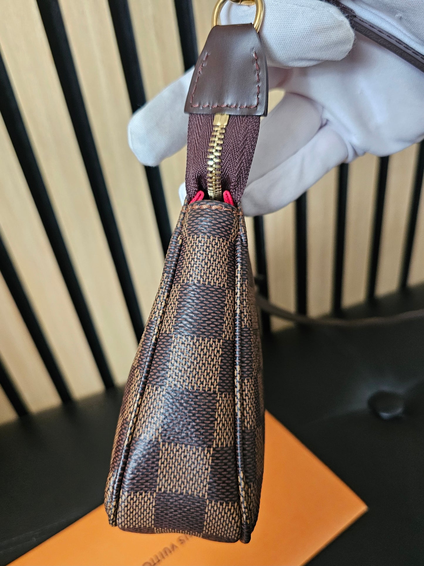N41206 - Louis Vuitton pochette accesories, NM. Damier ebene.