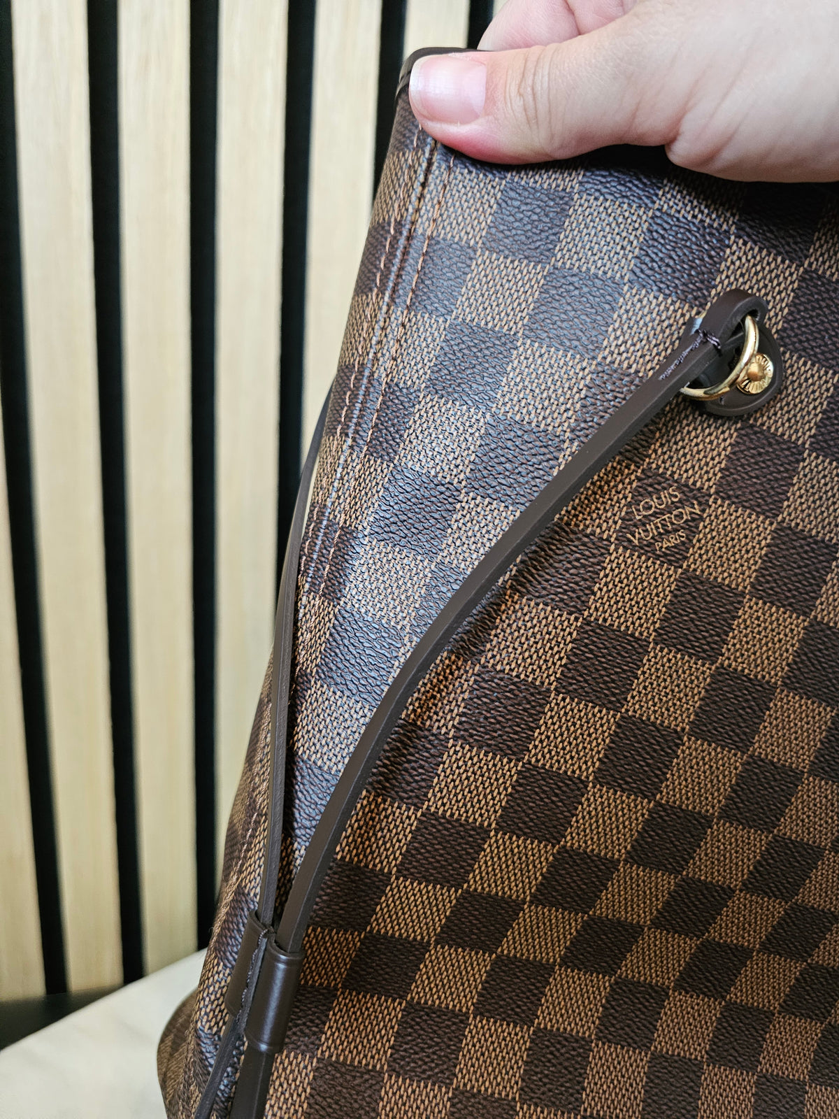 Louis Vuitton Neverfull MM, Damier ebene - Cerise.