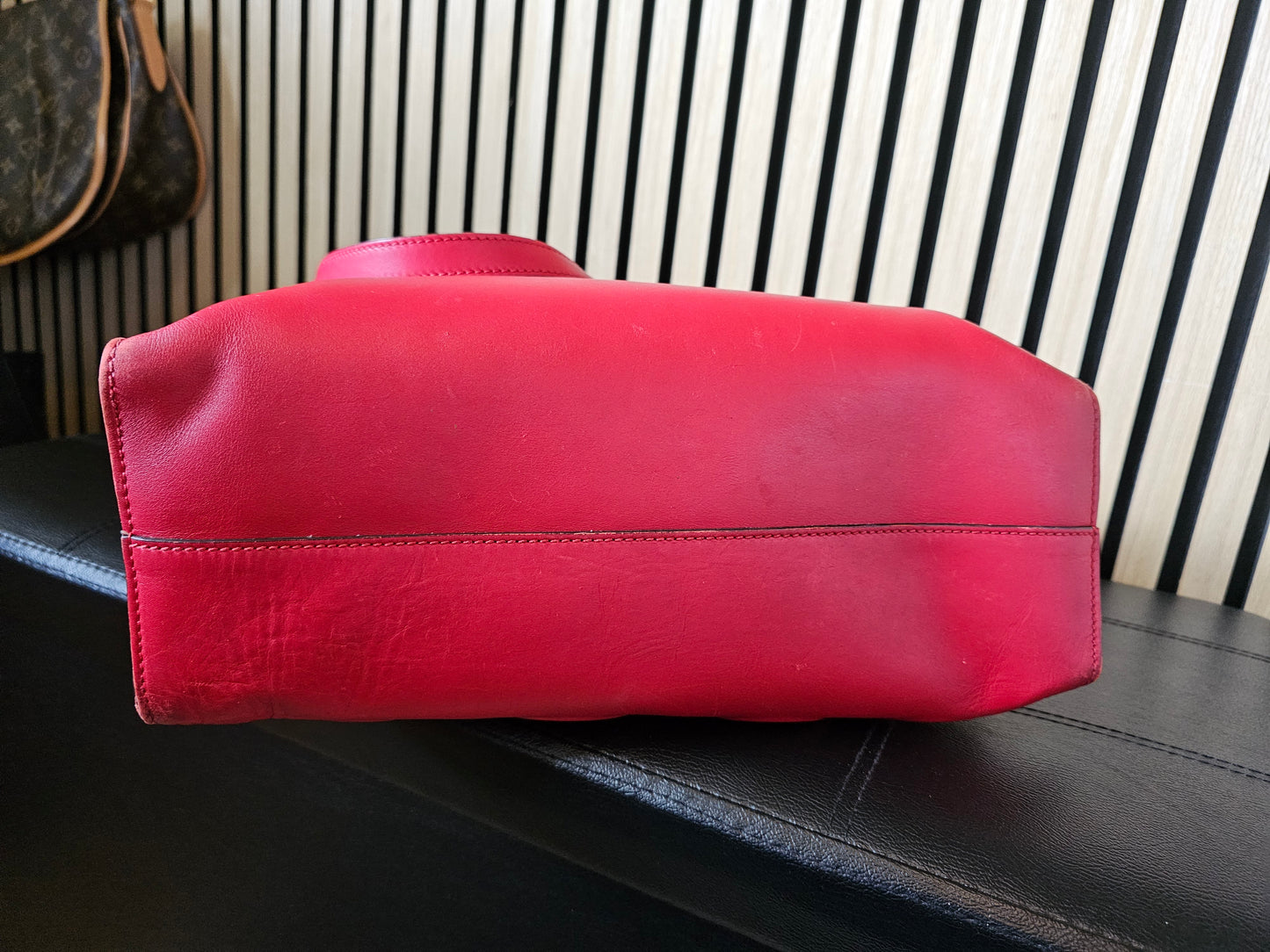 GUCCI XL tote bag.