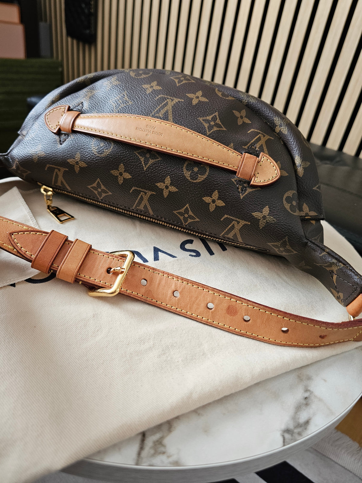 M43644 - Louis Vuitton bumbag in monogram kanvas.