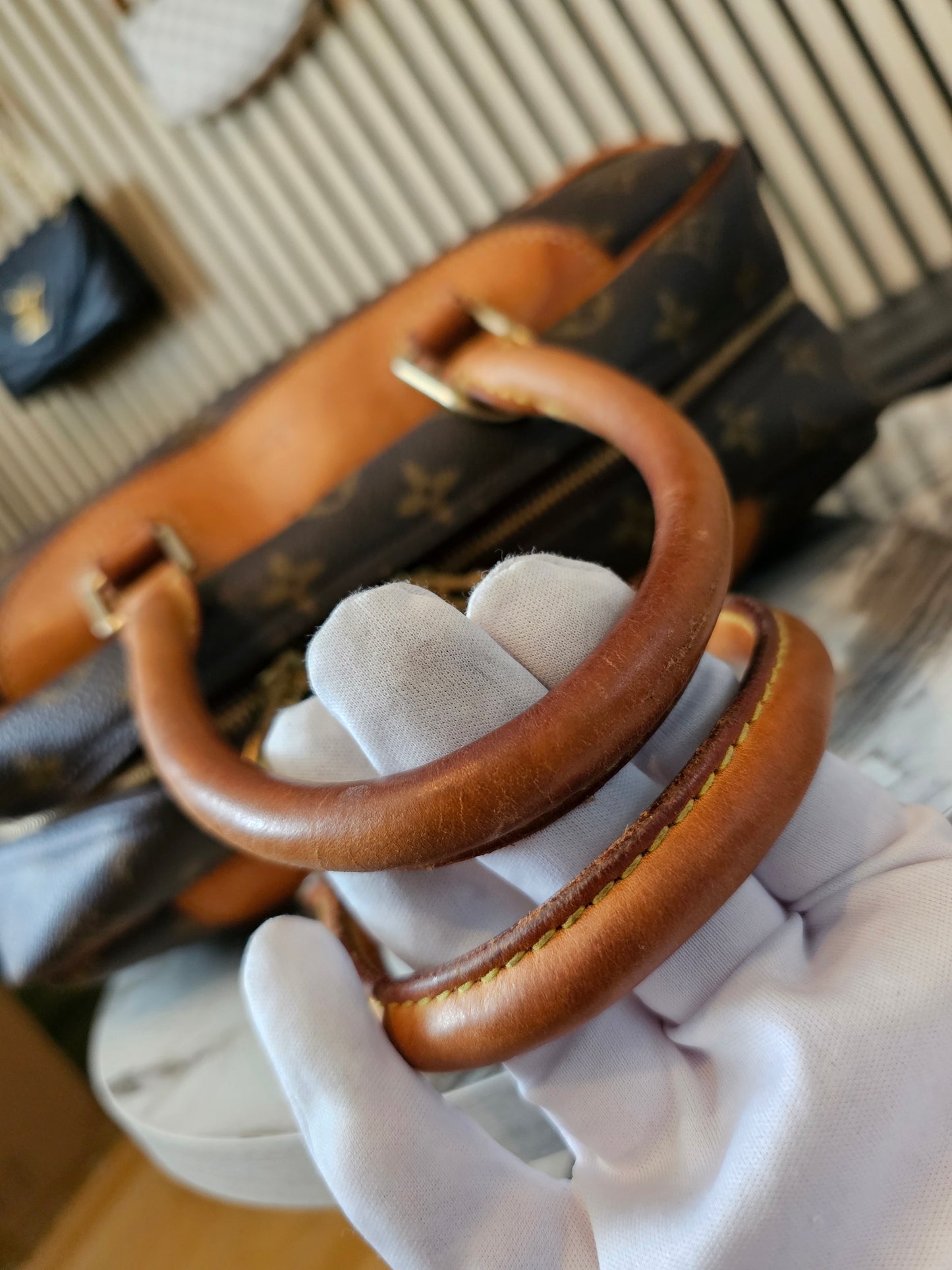 M47270 - Louis Vuitton Deauville bag i monogram kanvas.