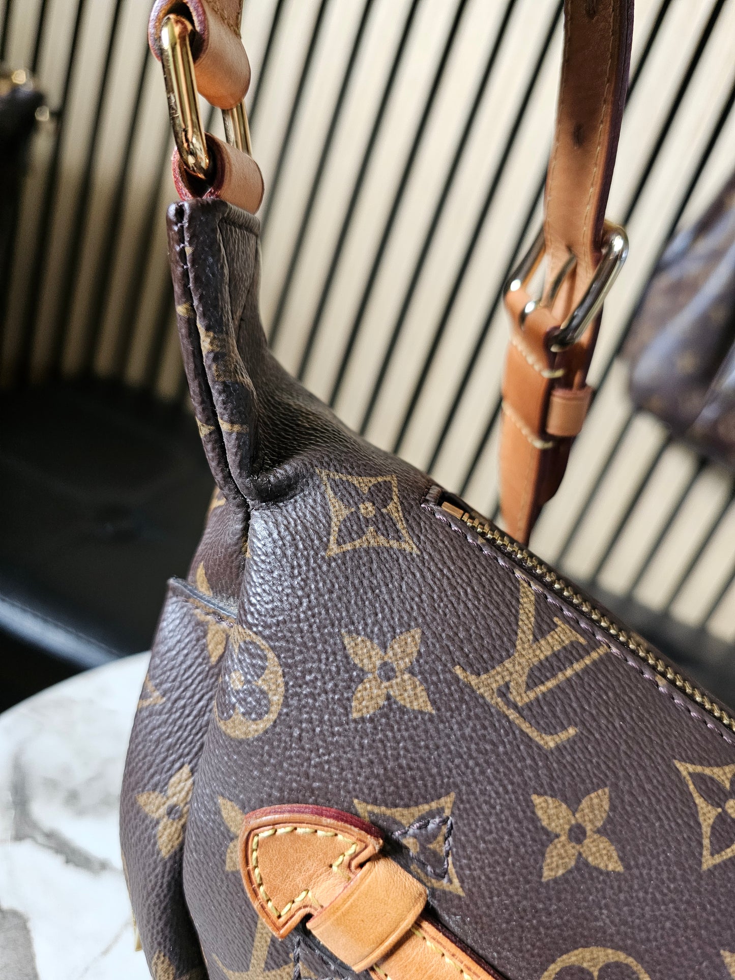 M43644 - Louis Vuitton bumbag, monogram kanvas.