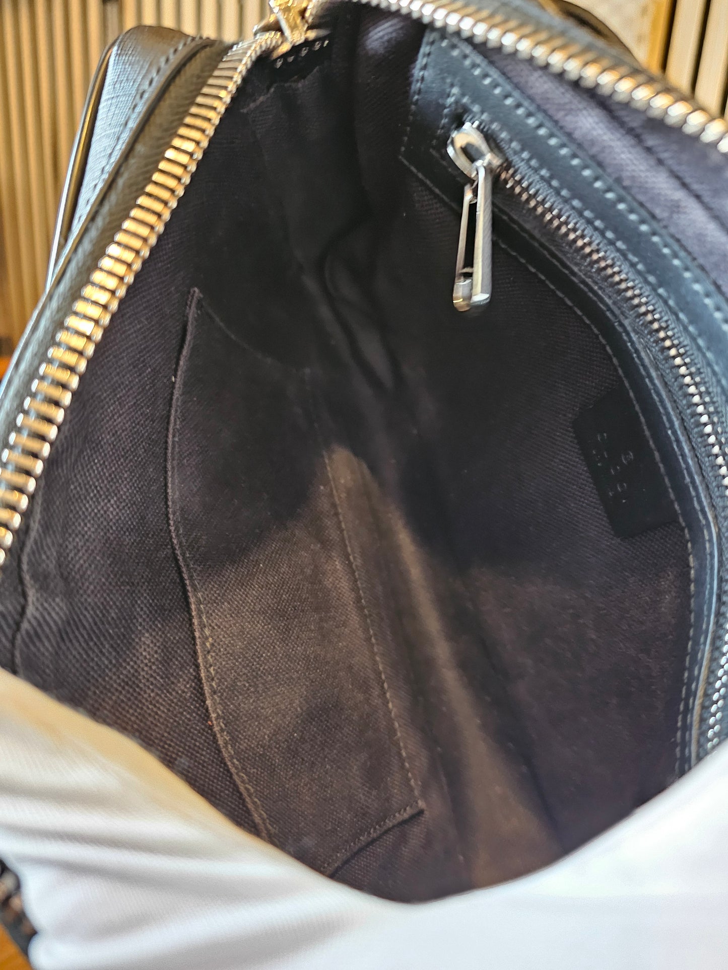 474293 - Gucci beltbag black GG supreme.