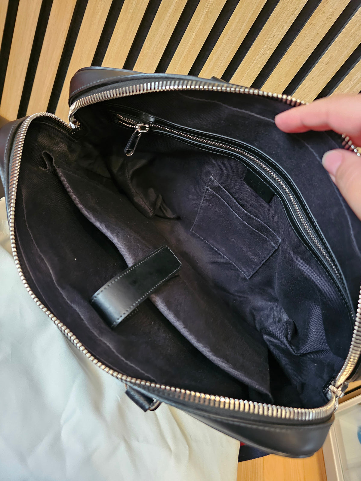 Gucci briefcase, GG supreme, black.