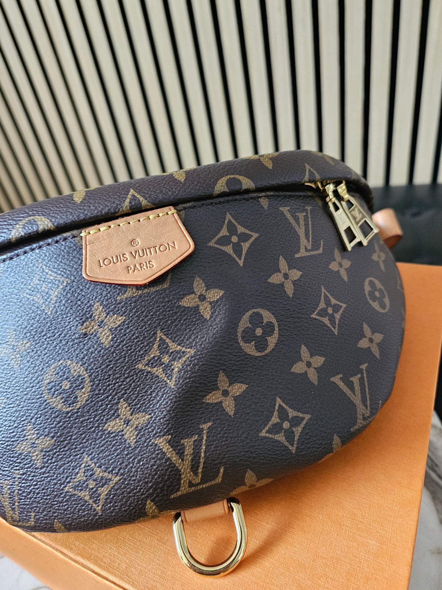M43644- Louis Vuitton bumbag, MNG. Kanvas.