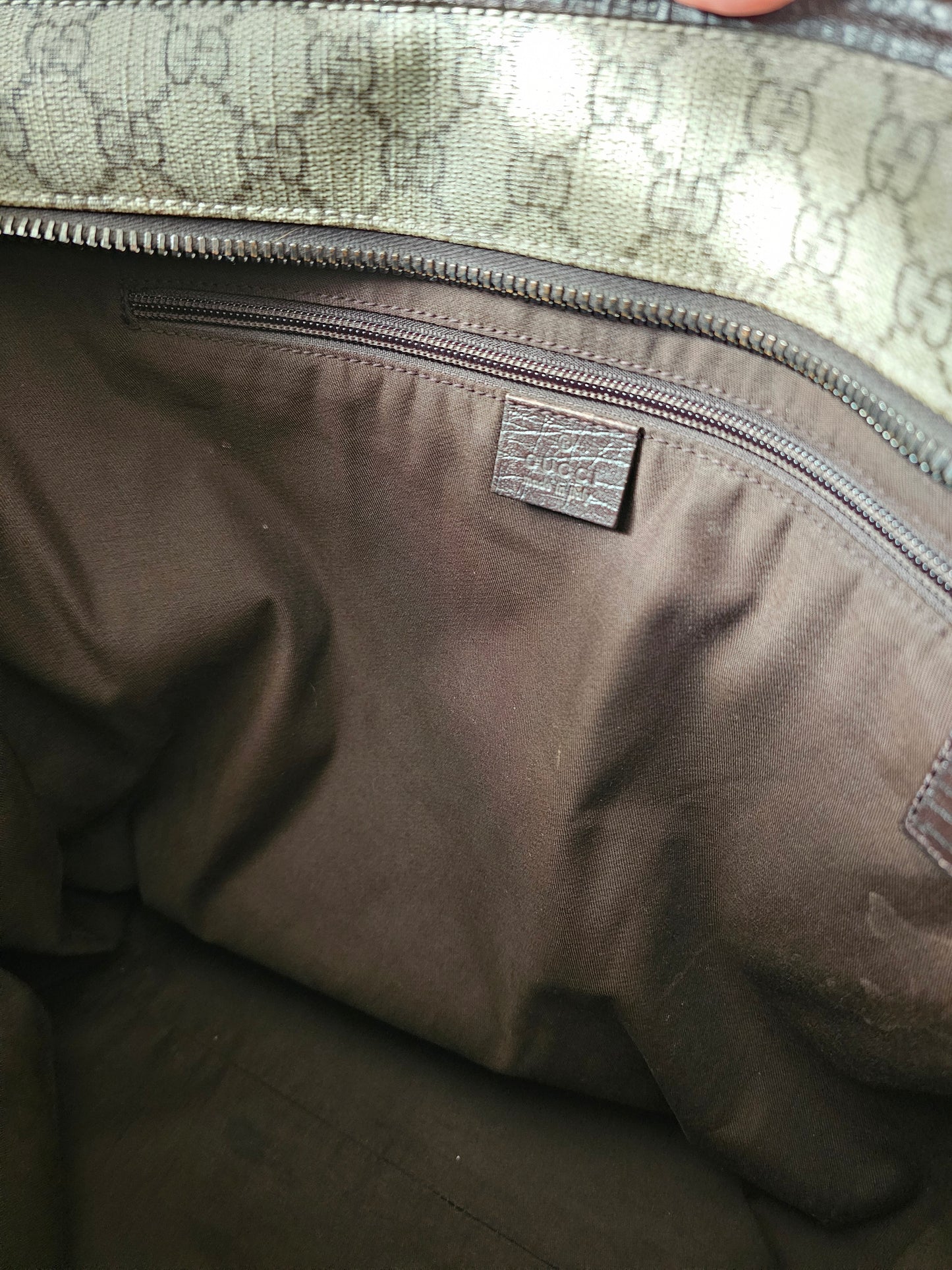 Gucci GG supreme tote bag