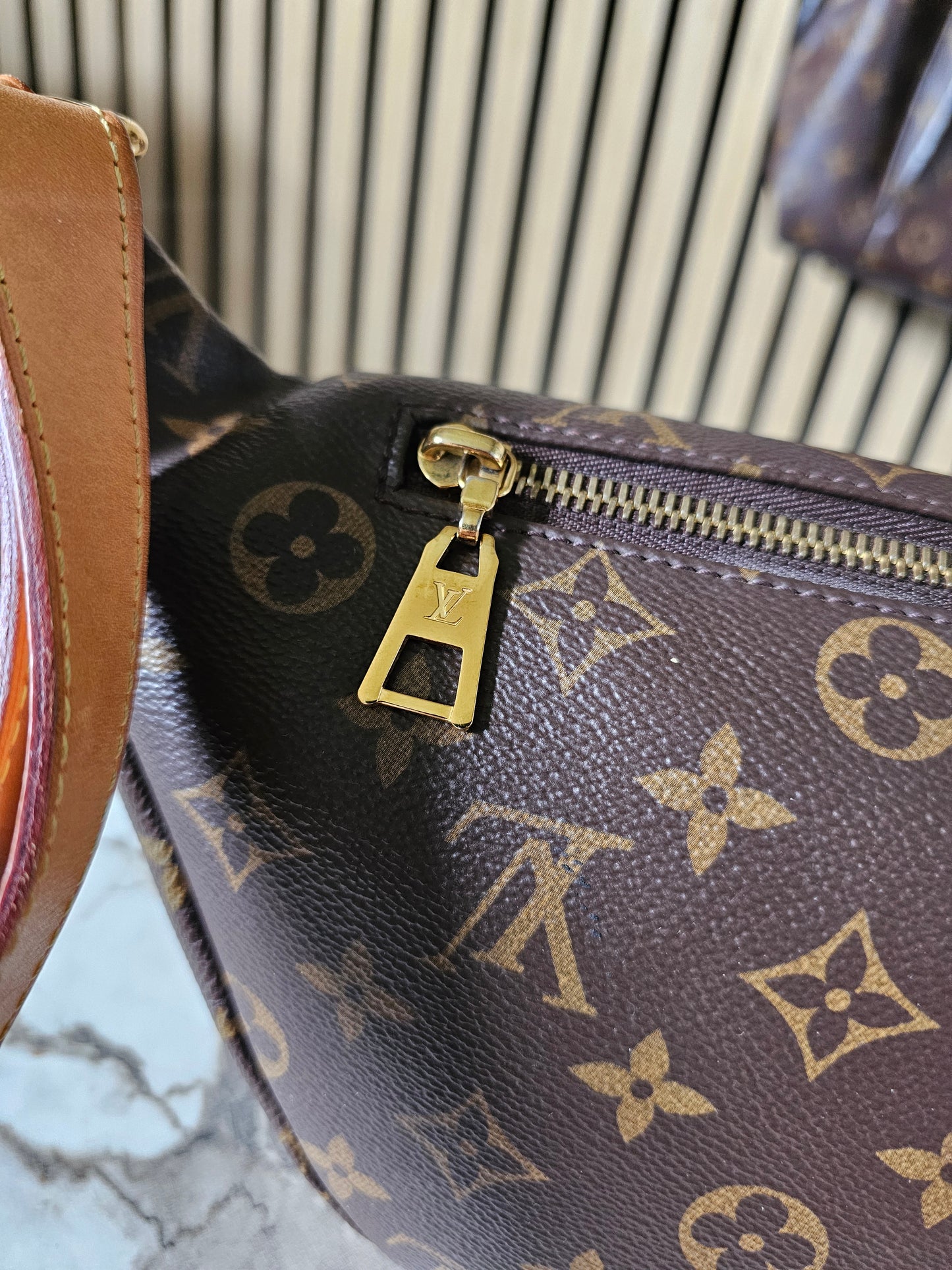 M43644 - Louis Vuitton bumbag, monogram kanvas.