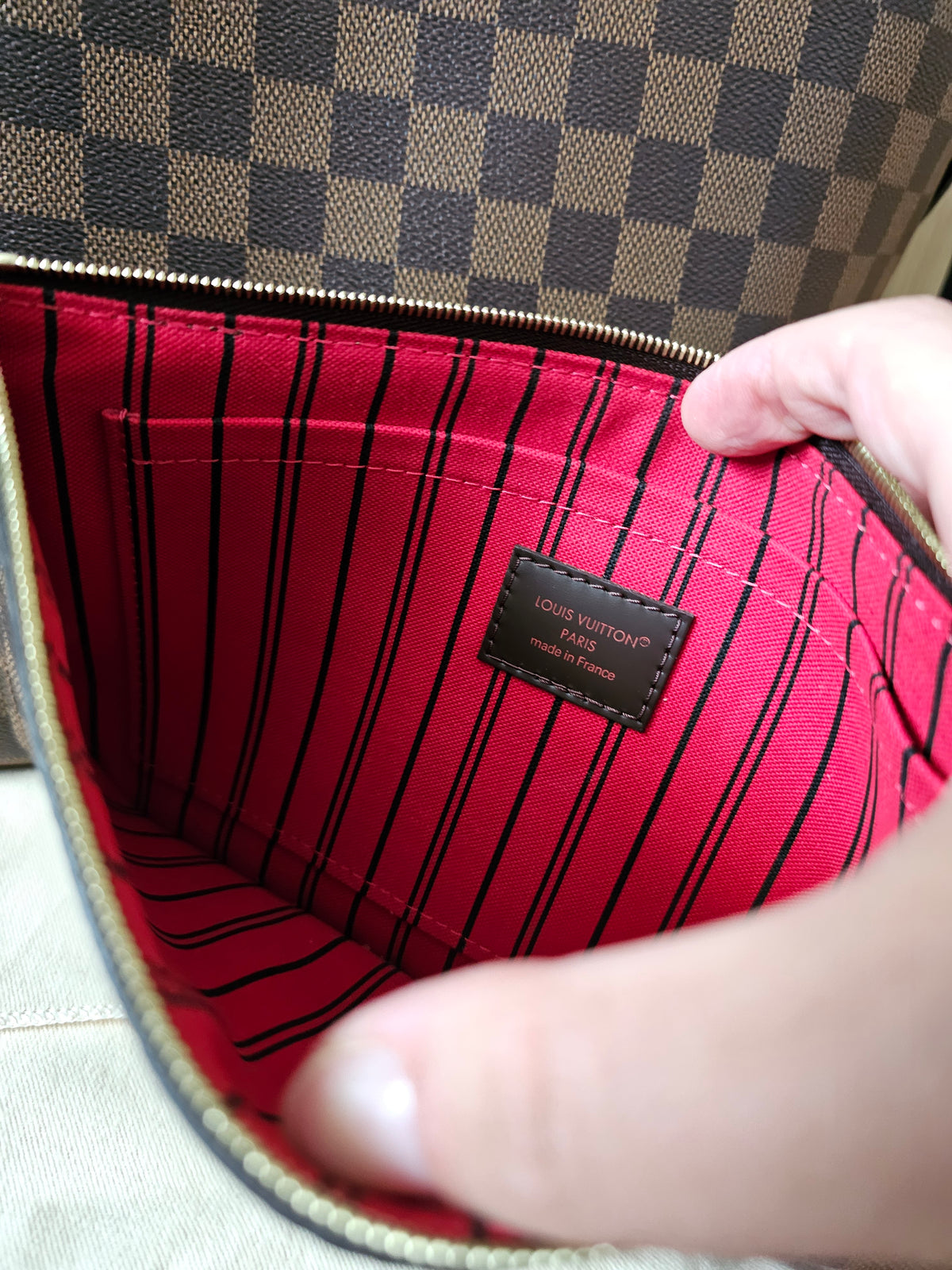 Louis Vuitton Neverfull MM, Damier ebene - Cerise.