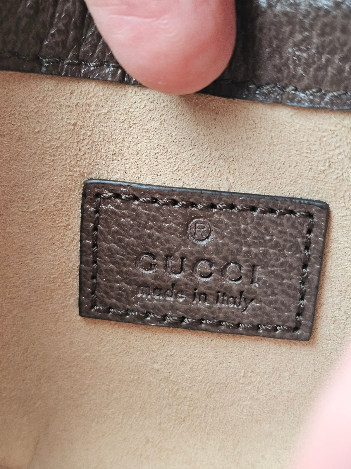 746055- Gucci GG mini ophidia clutch.