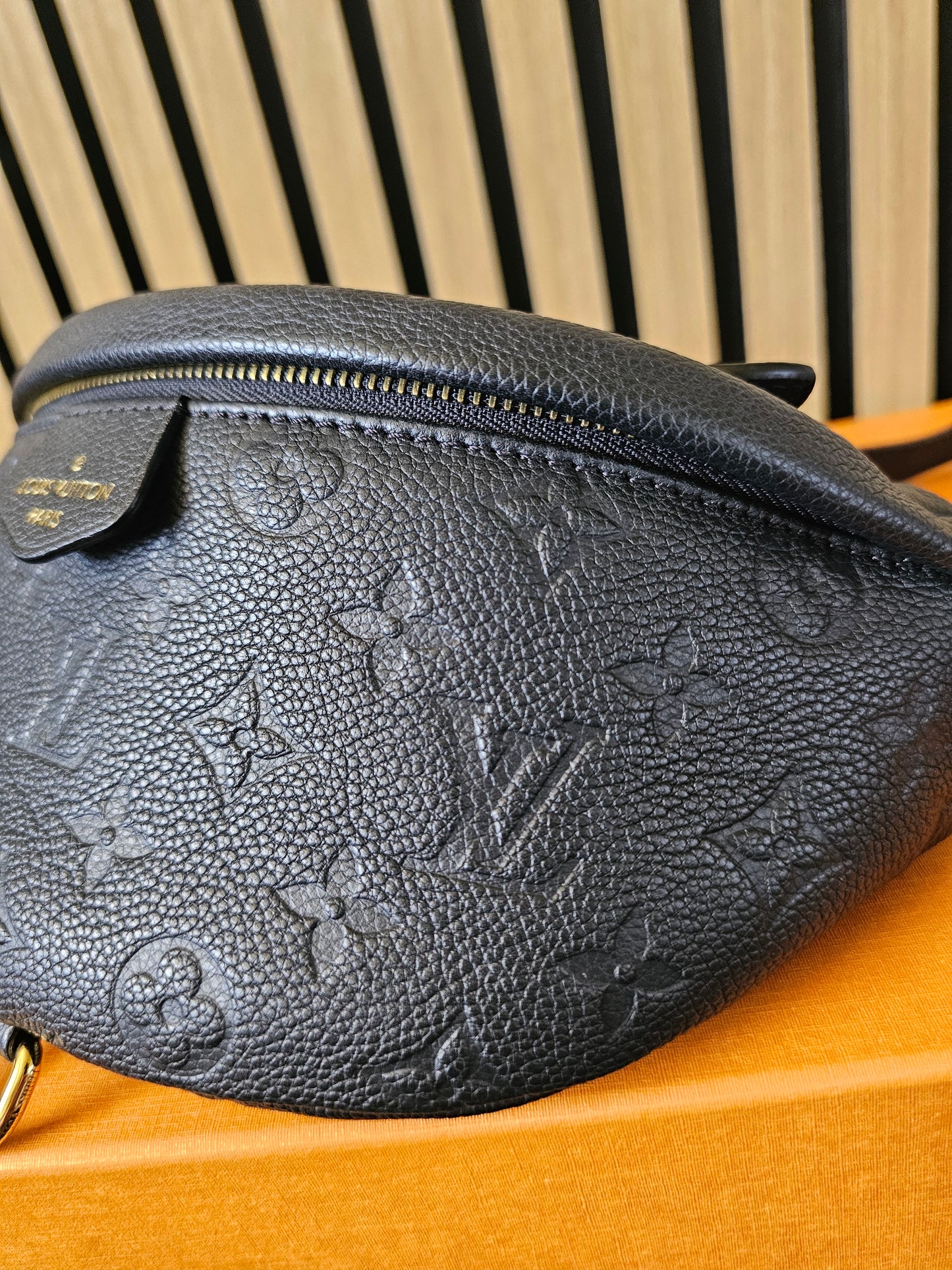 M44812- Louis Vuitton Bumbag in Monogram, black empreinte leather.