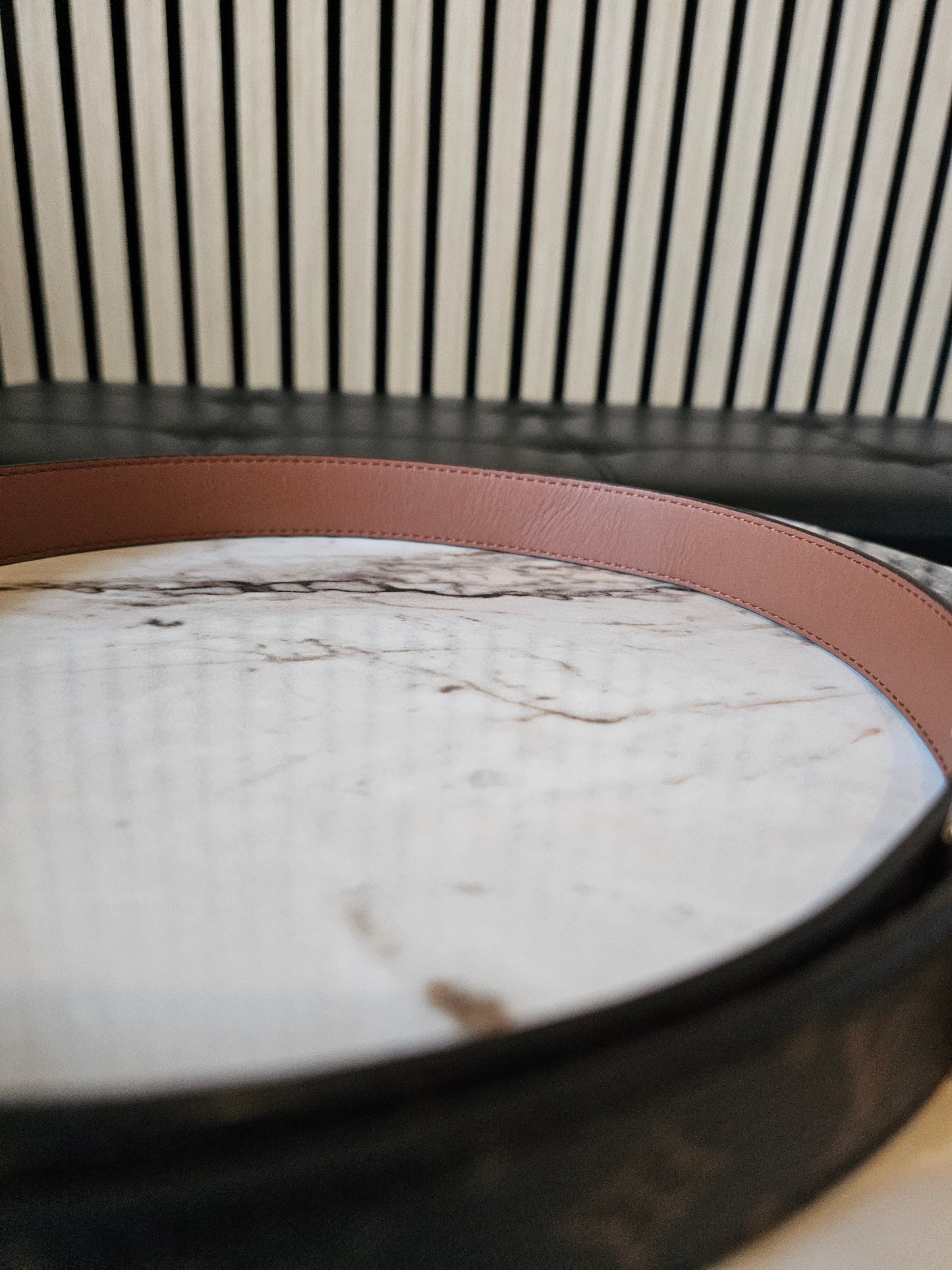 M0196- Louis Vuitton Dauphine reversible belt.