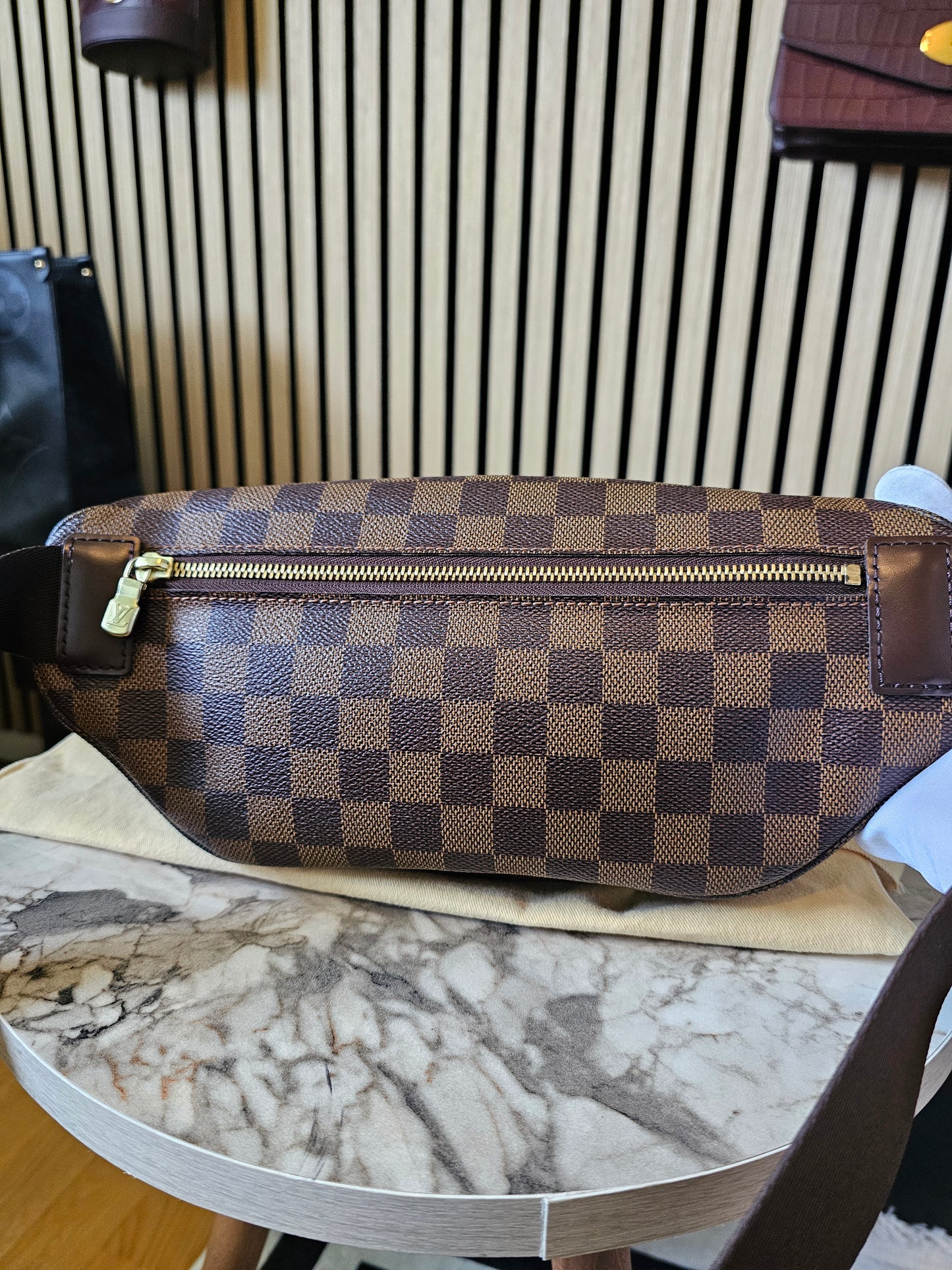N51172 - Louis Vuitton bumbag, Melville, damier ebene.