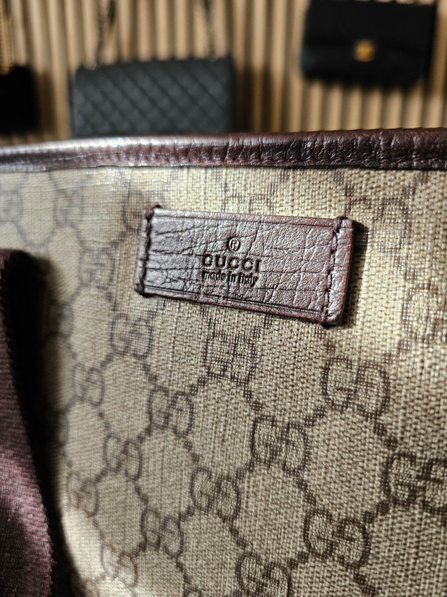 Gucci GG supreme tote bag