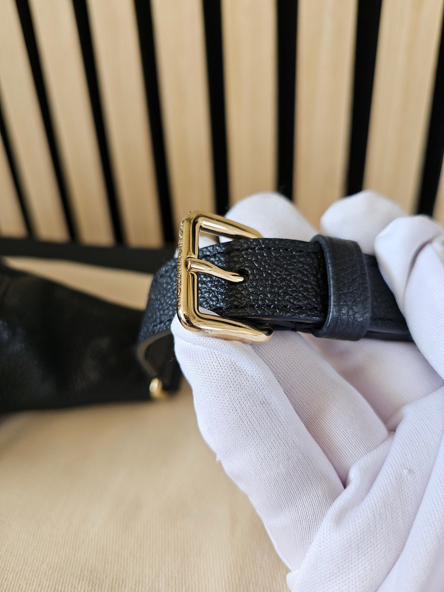 M44812 - Louis Vuitton Bumbag, MNG. Black Empreinte leather.