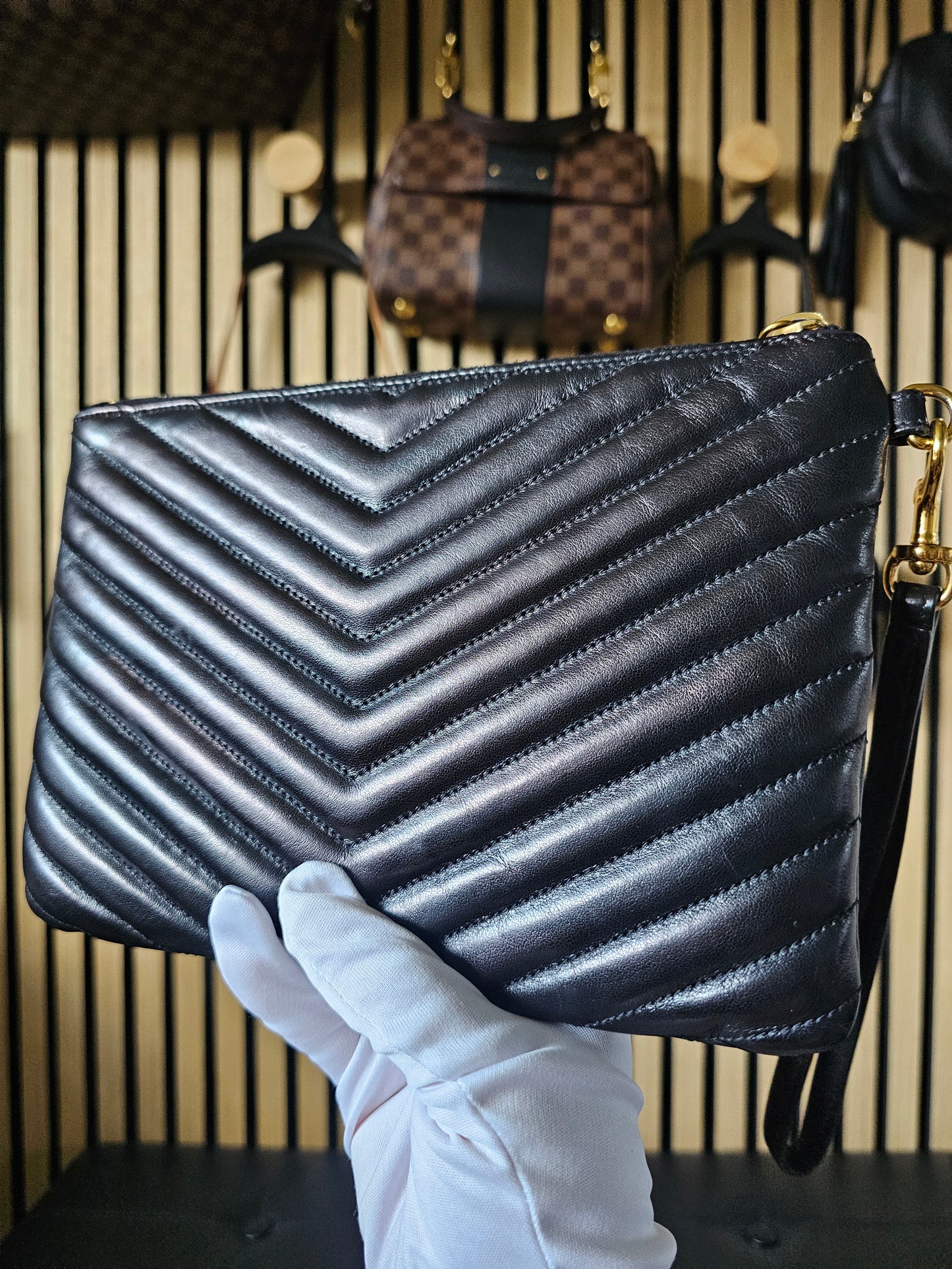 379039- YSL Cassandre matelasse pouch, black, leather.