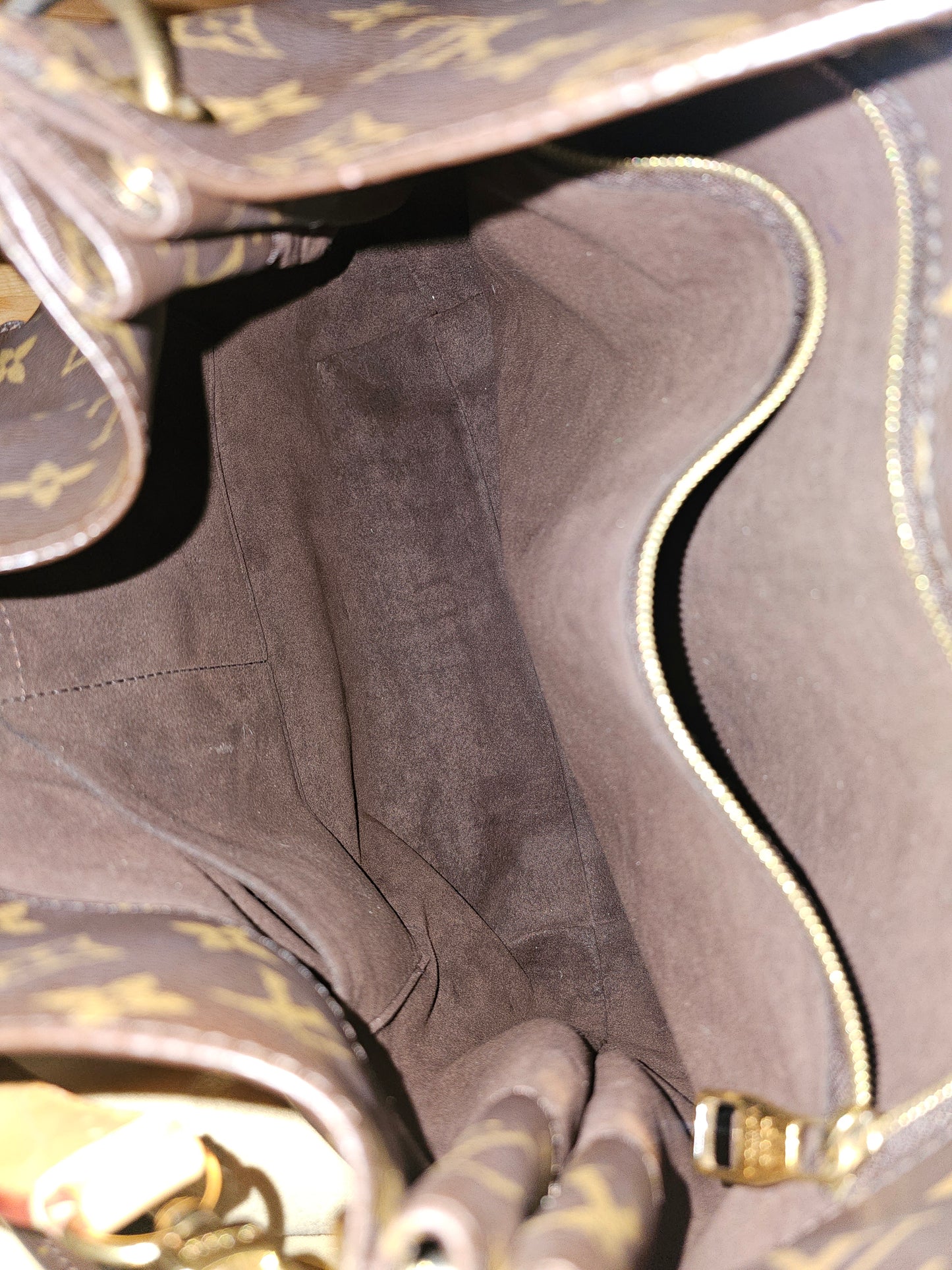 M40781 - Louis Vuitton Metis Hobo, monogram kanvas.