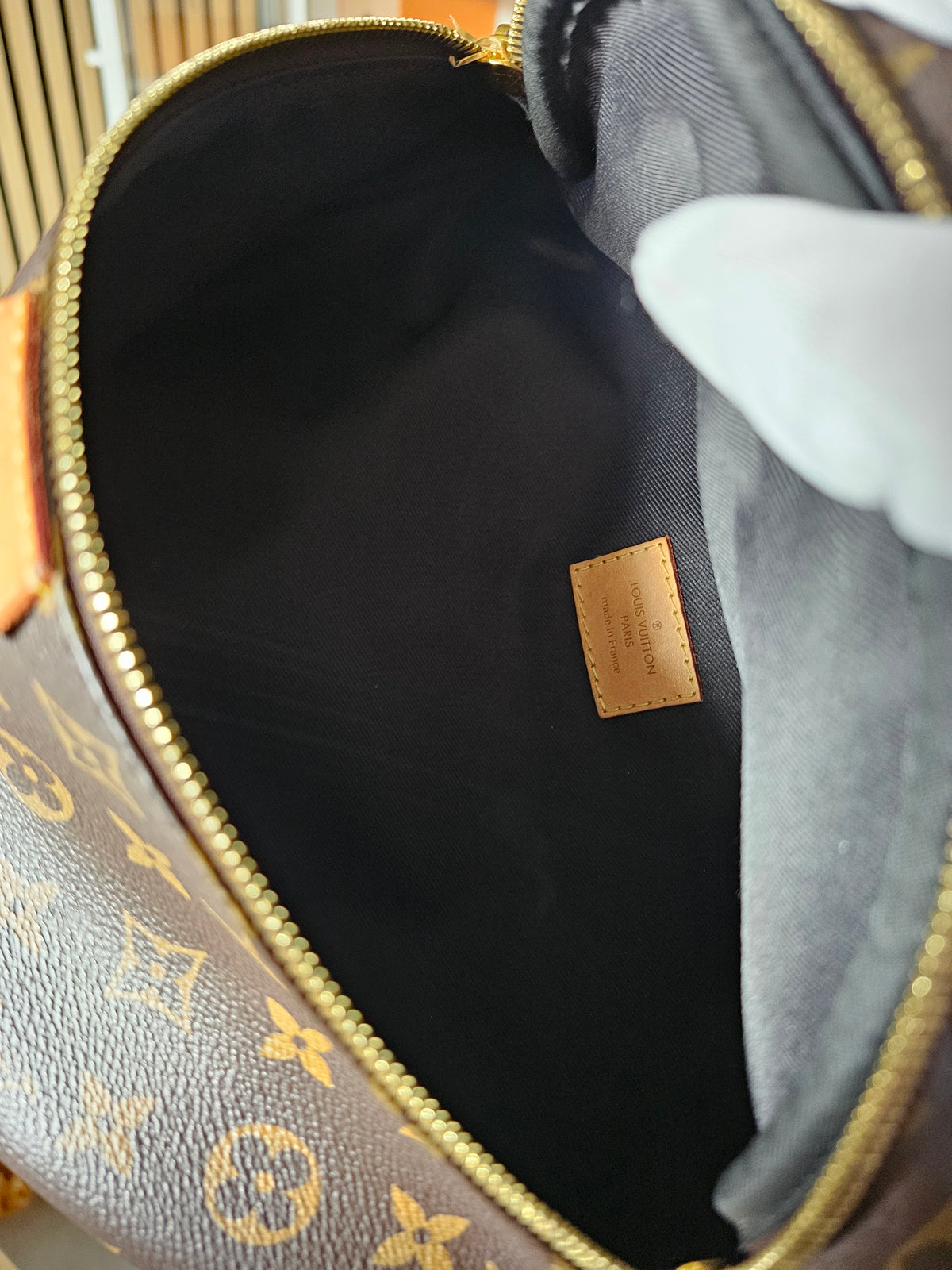 M43644 - Louis Vuitton bumbag in monogram kanvas.