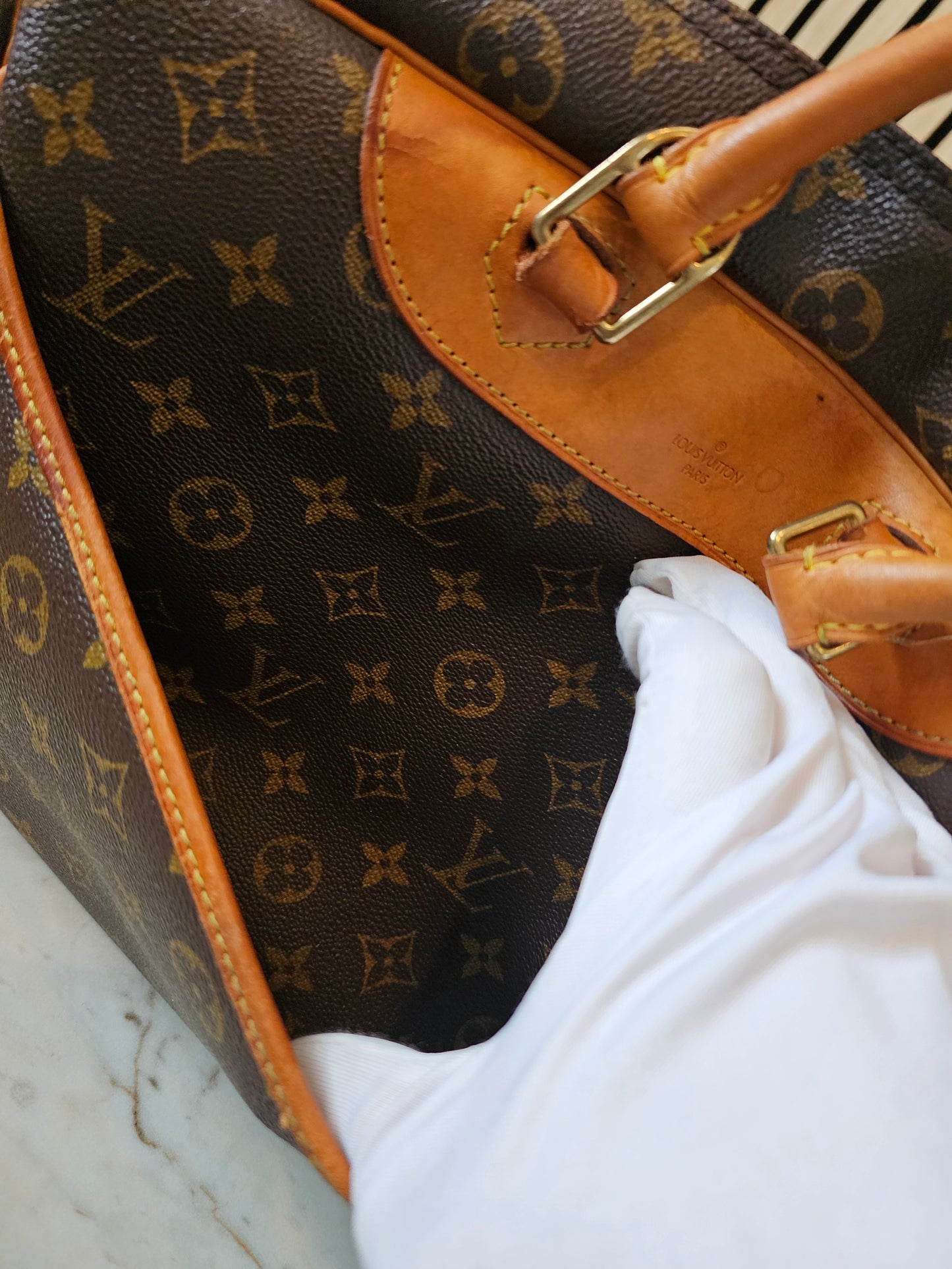 M47270 - Louis Vuitton Deauville bag i monogram kanvas.