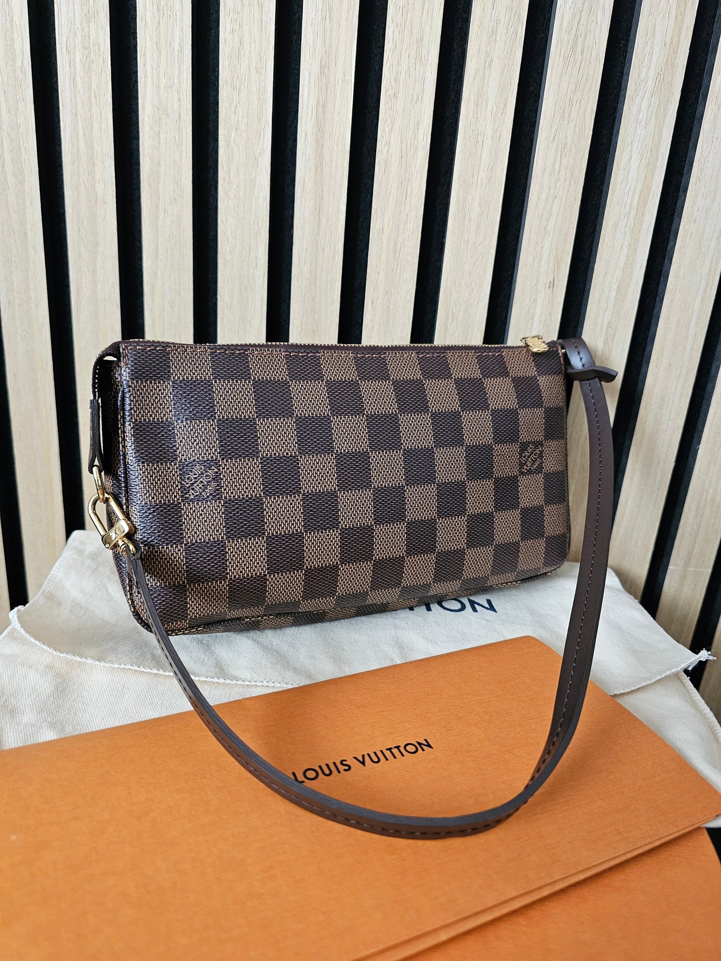 N41206 - Louis Vuitton pochette accesories, NM. Damier ebene.