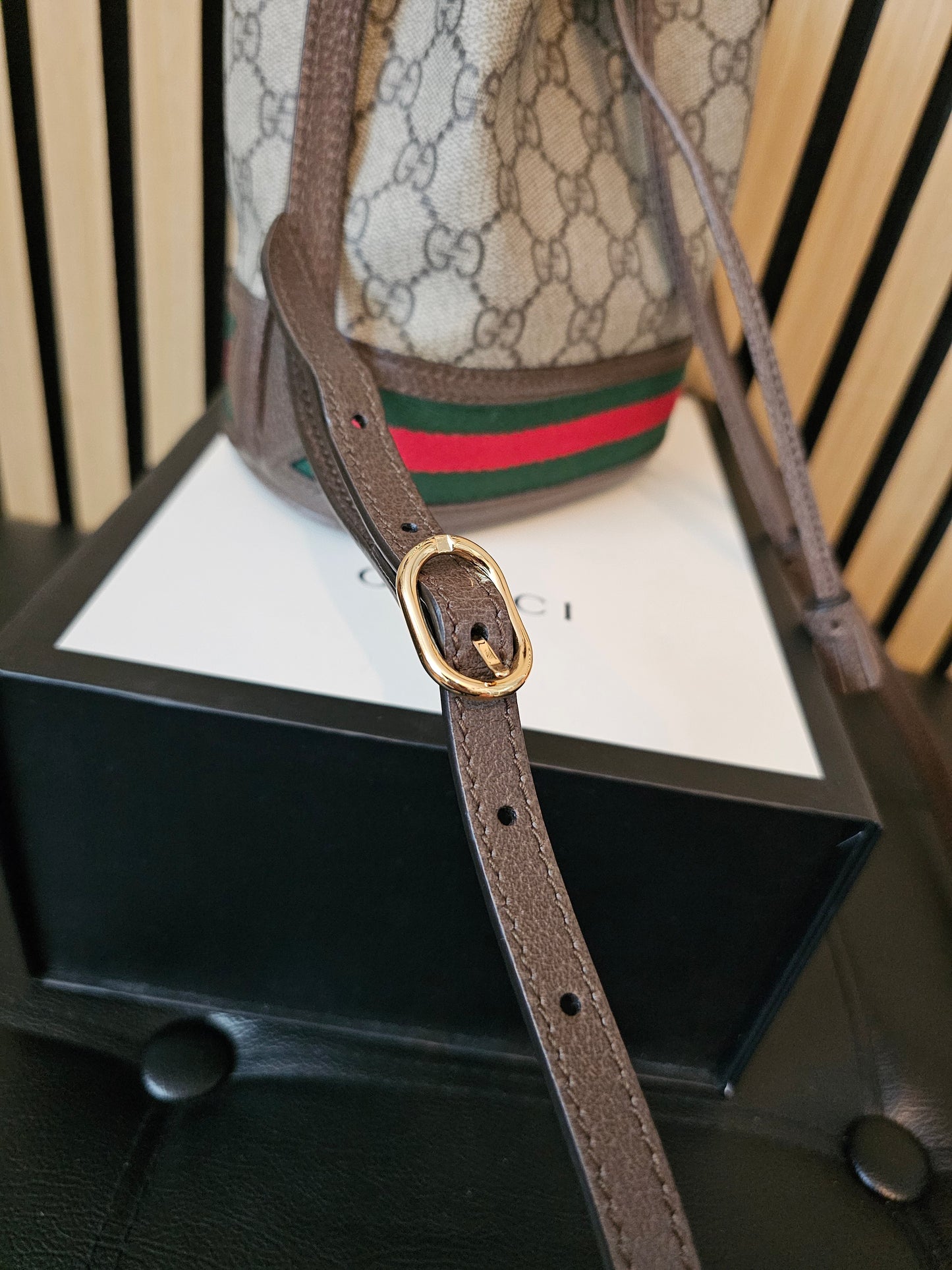 550620 - Gucci ophidia bucket bag, GG supreme kanvas.