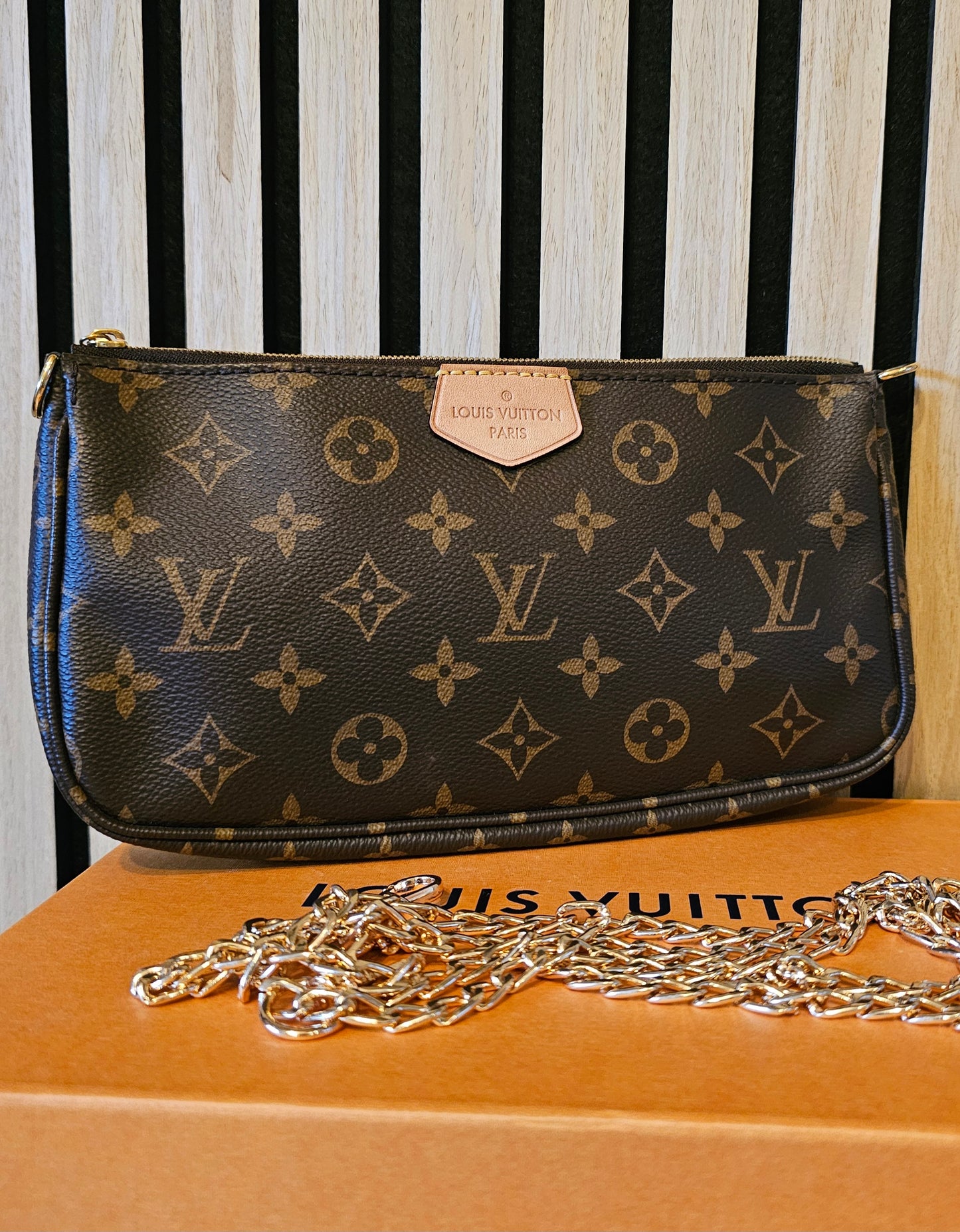 Louis Vuitton Pochette - monogram kanvas