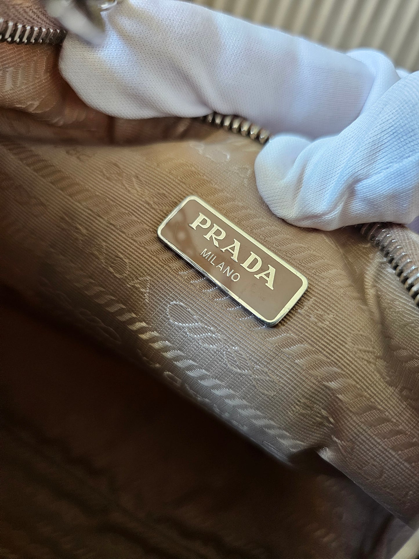 Prada Re-Edition 2005, Nylon - Beige.