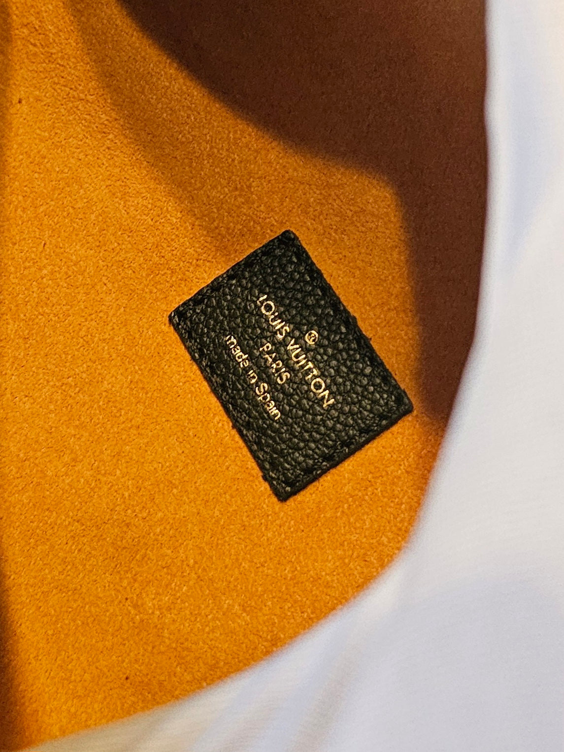 M44812- Louis Vuitton Bumbag in Monogram, black empreinte leather.