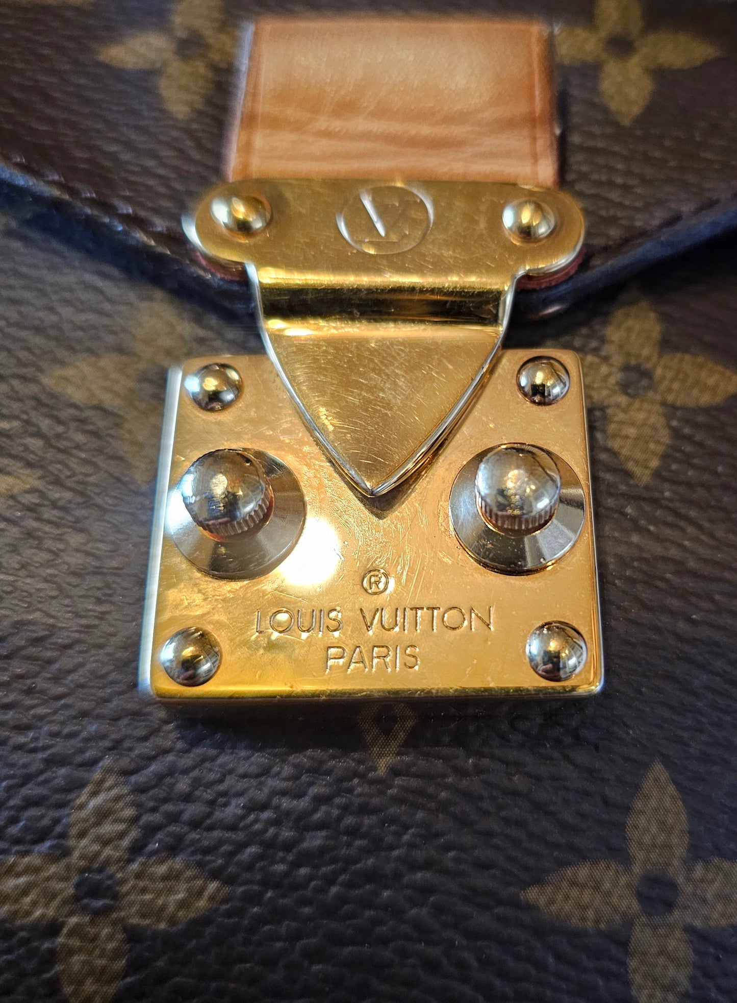 M40781 - Louis Vuitton Metis Hobo, monogram kanvas.