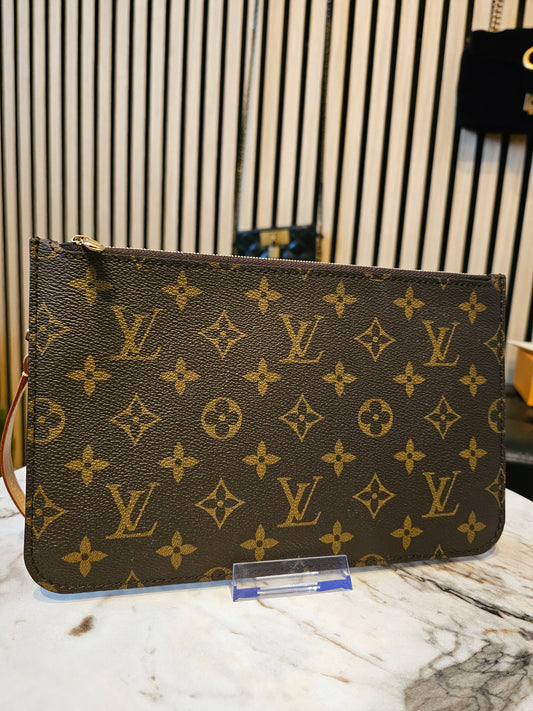 Neverfull Clutch I monogram kanvas - MM size.