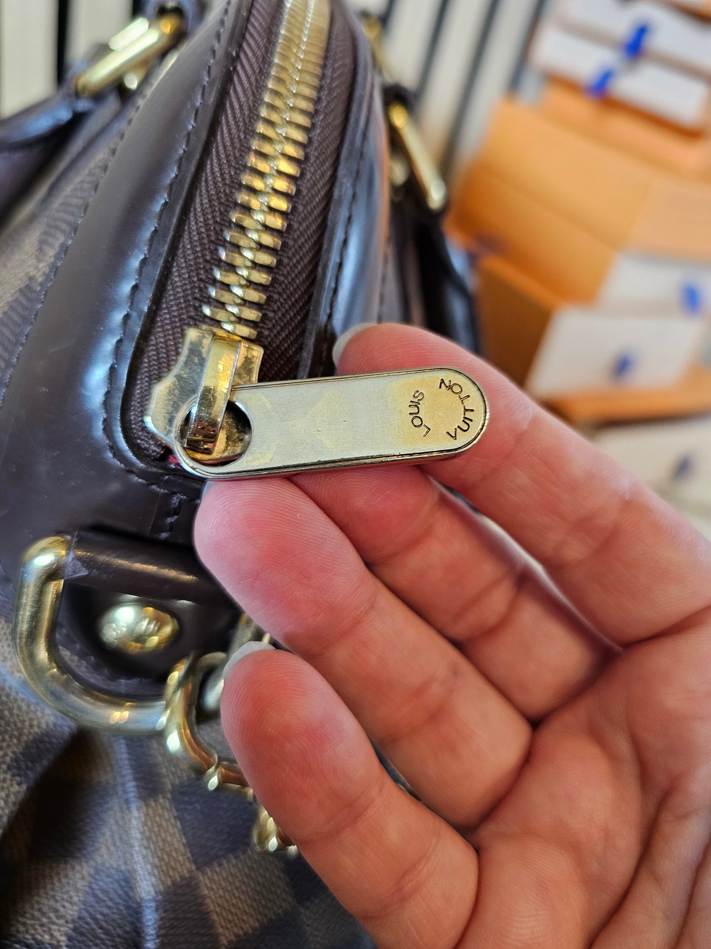 Louis Vuitton bag, Trevi GM, damier ebene.