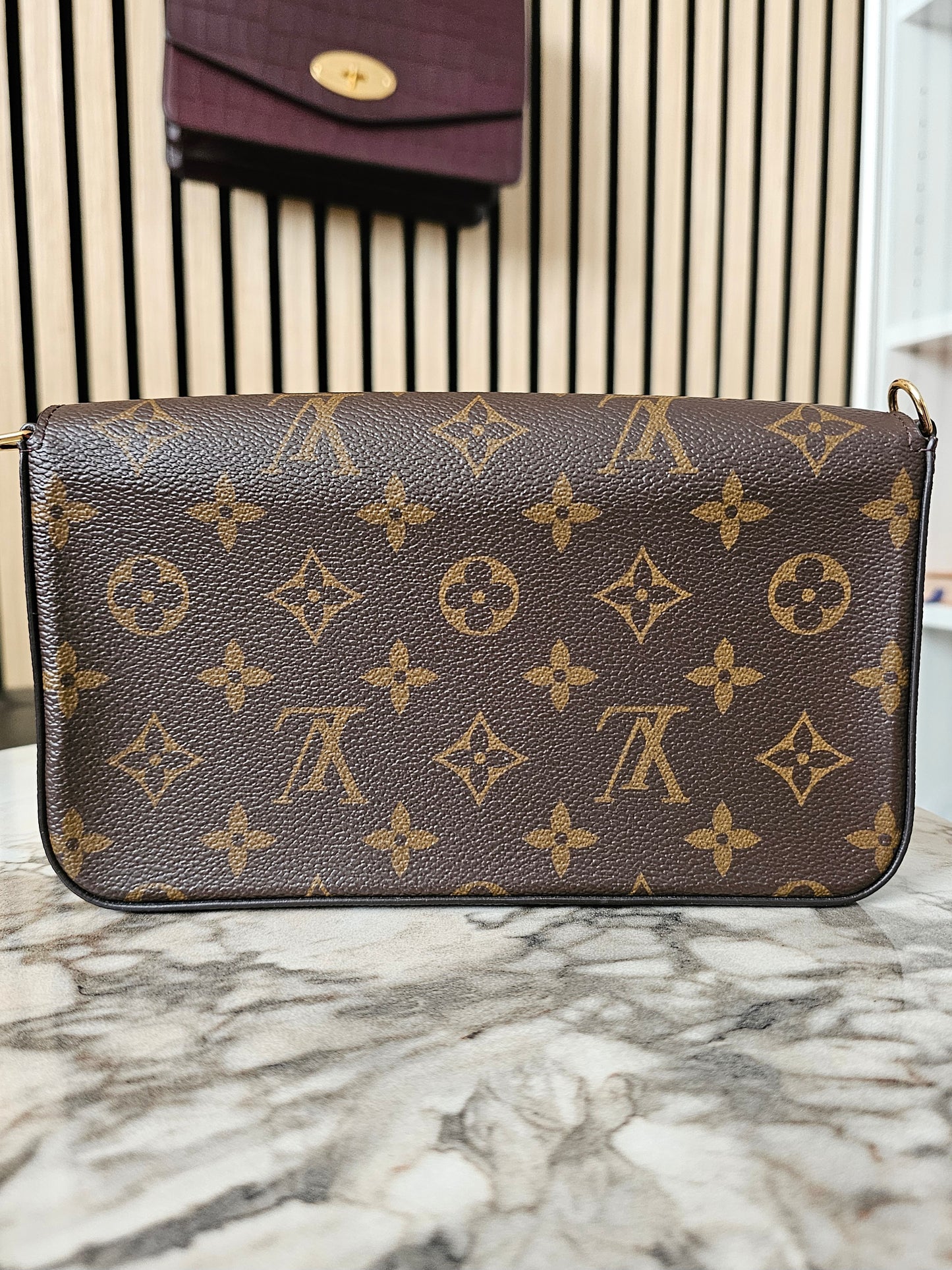 Felicie pochette i monogram kanvas.