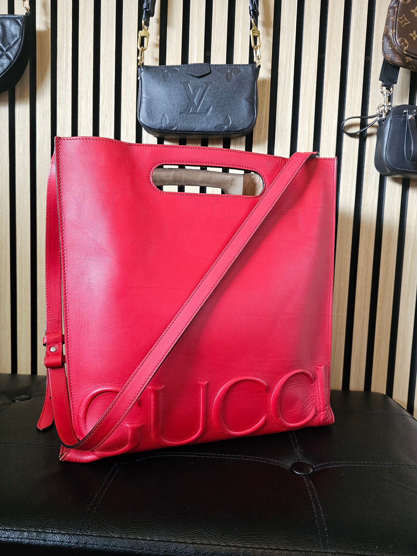 GUCCI XL tote bag.