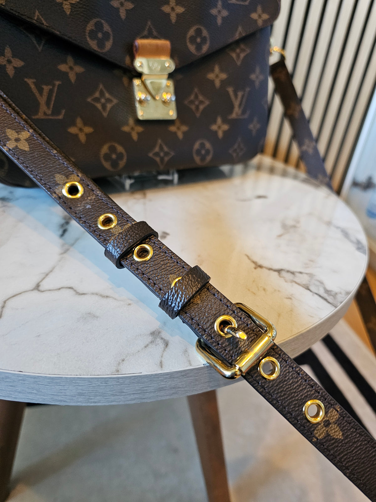 M44875 - Louis Vuitton bag, pochette Métis, monogram kanvas.