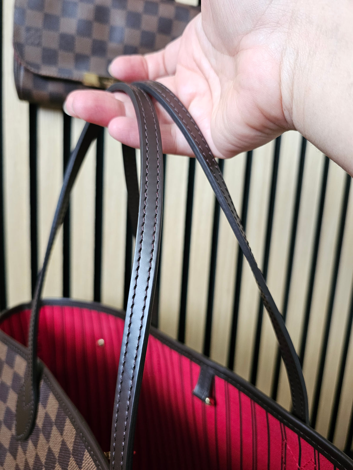 Louis Vuitton Neverfull MM, Damier ebene - Cerise.