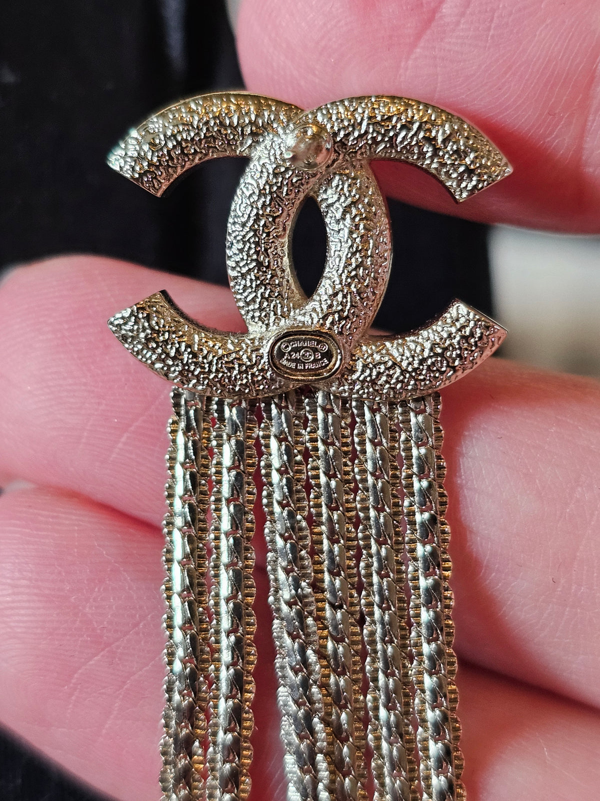 Chanel golden CC pendant - party earrings