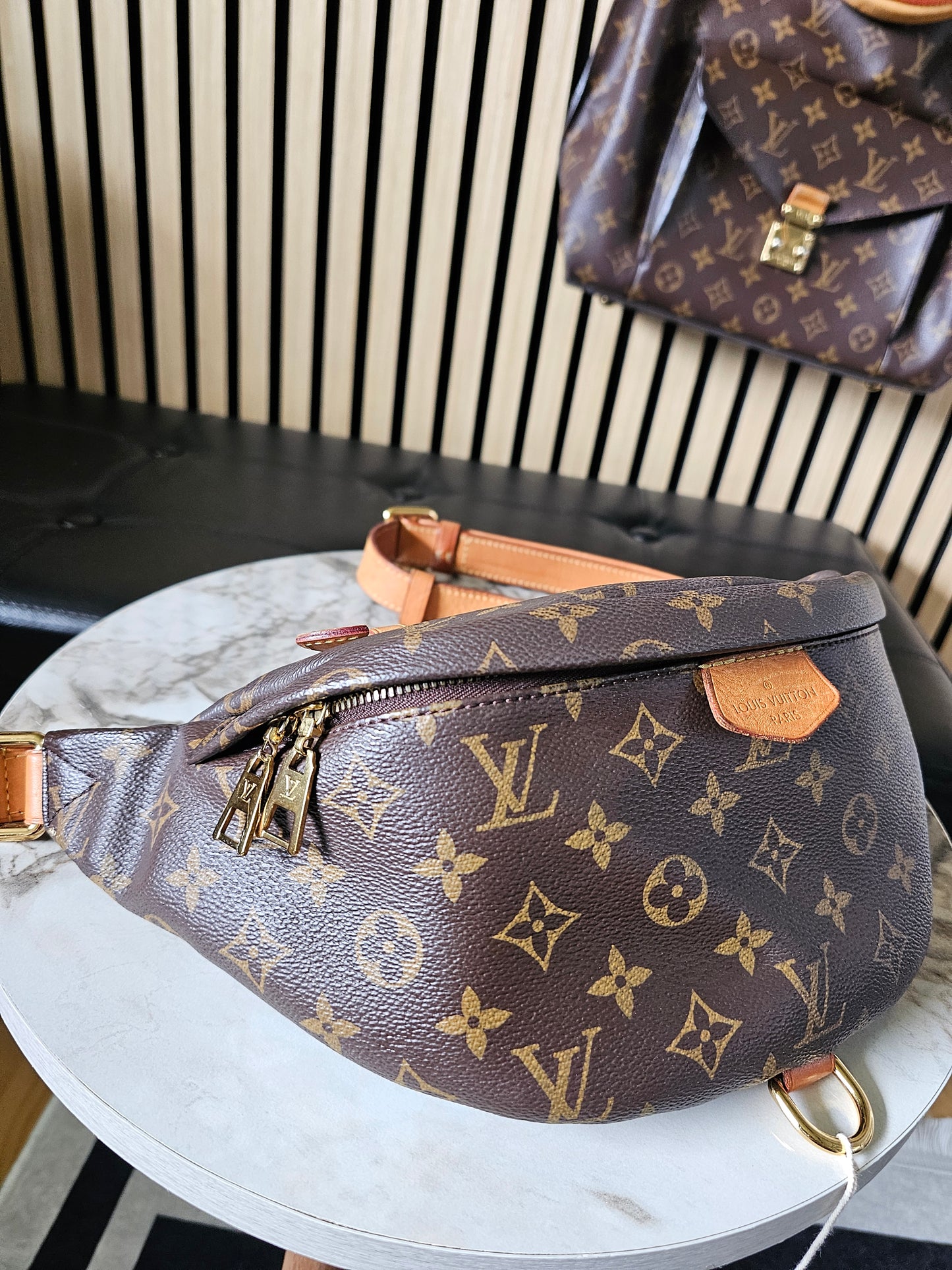 M43644 - Louis Vuitton bumbag, monogram kanvas.
