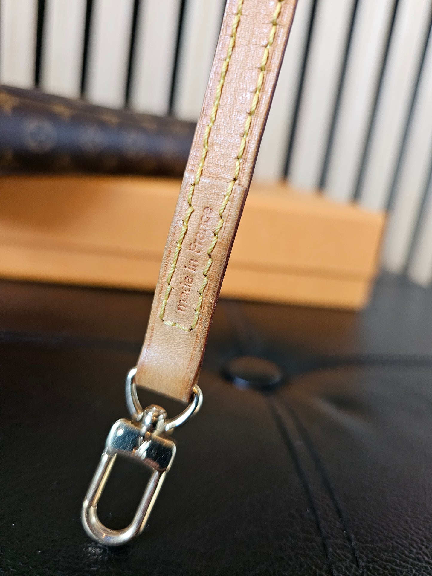 Louis Vuitton pochette accesories MNG kanvas.