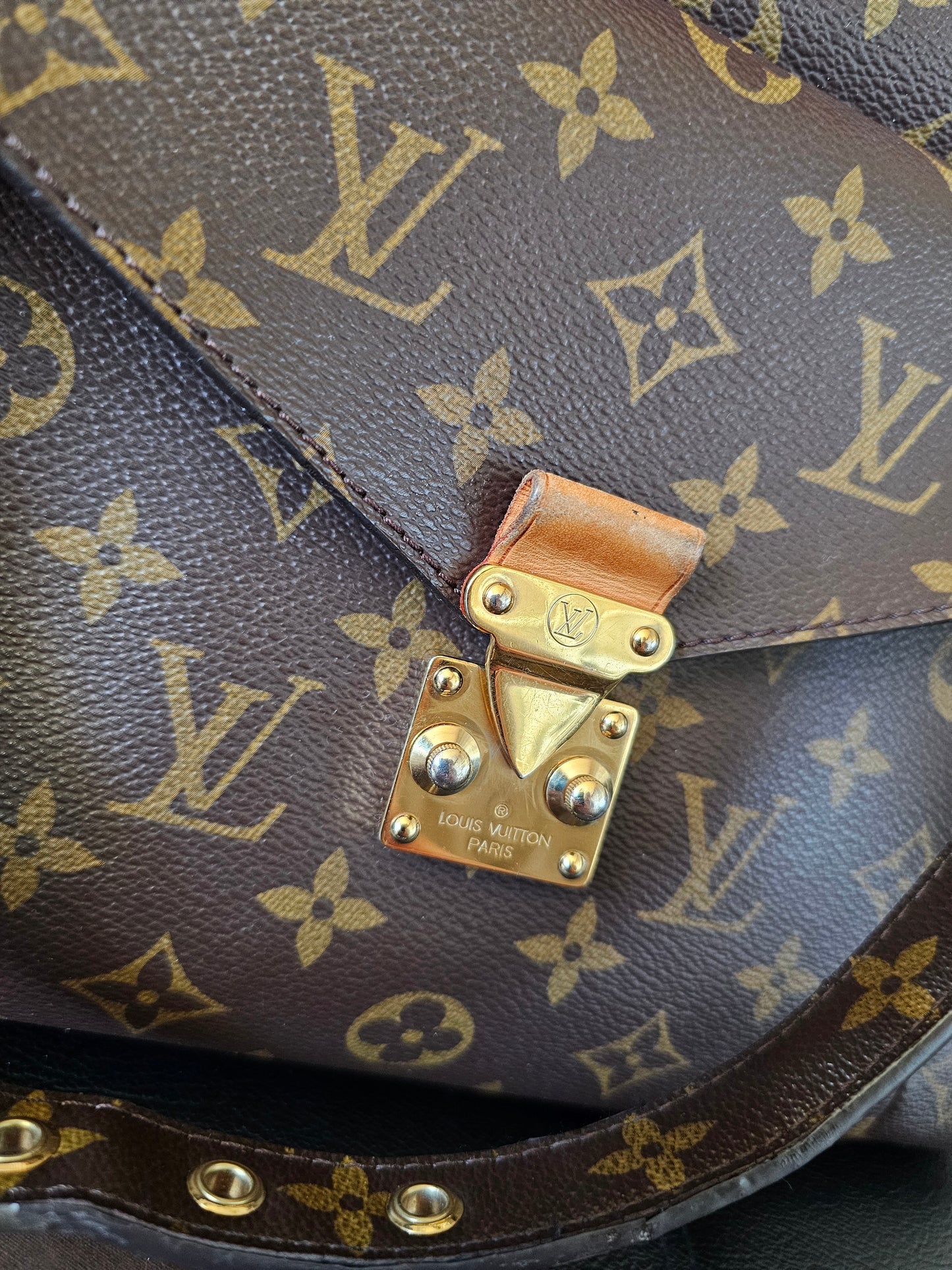 M40781 - Louis Vuitton Metis Hobo, monogram kanvas.